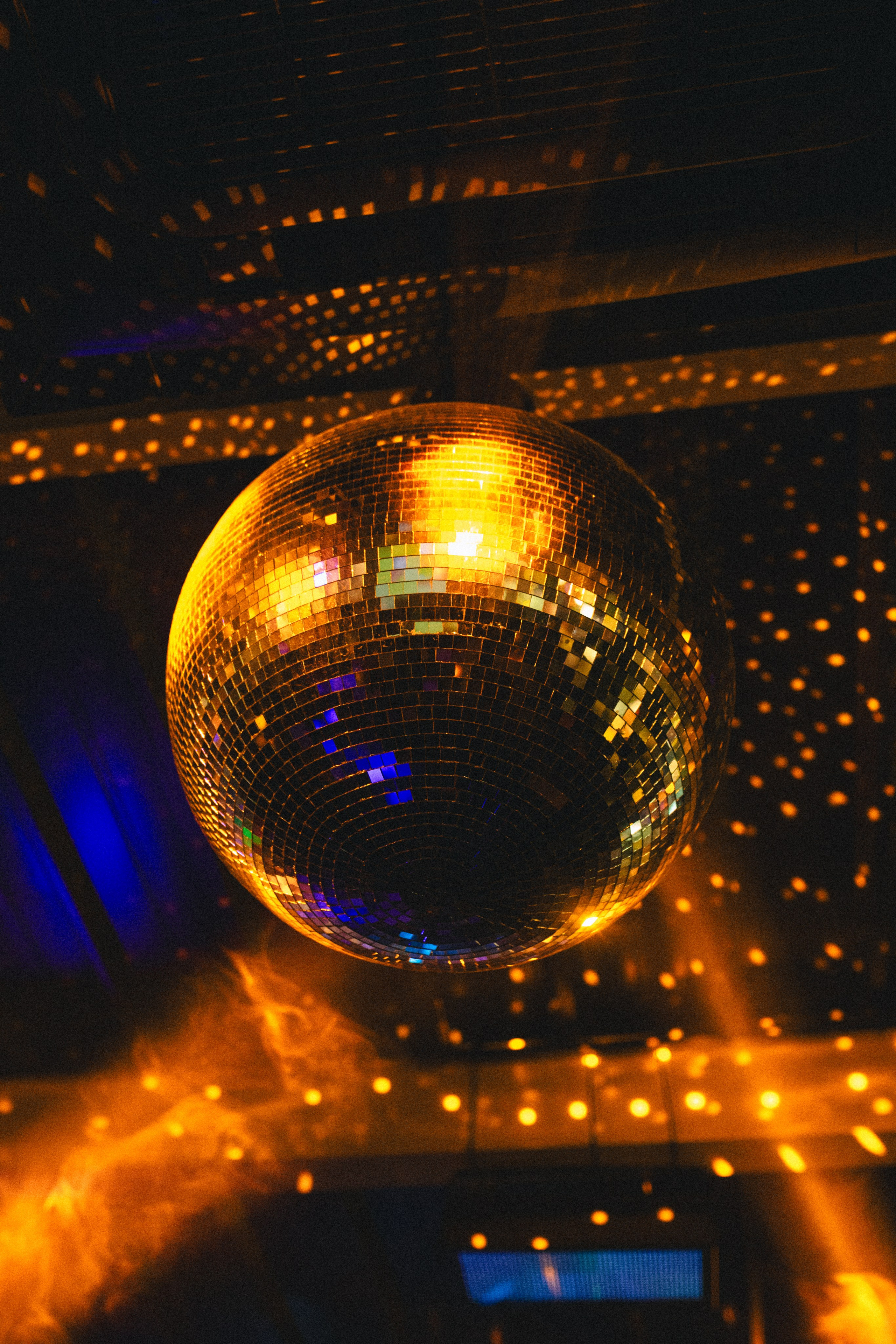 НОВОГОДНЯЯ ВЕЧЕРИНКА 90-х | Парк Культуры. Фотограф в Ставрополе Алина Клочкова