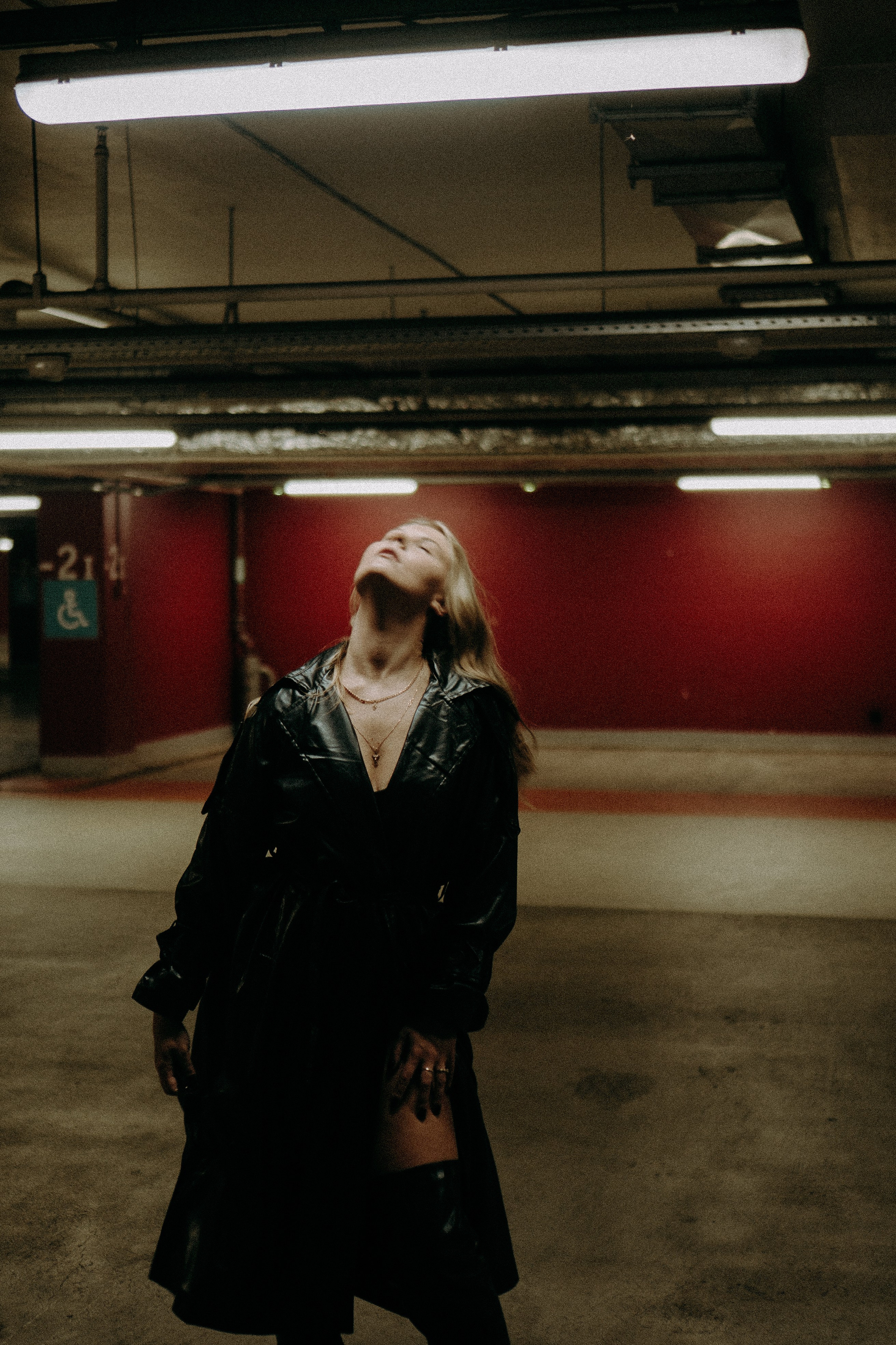 НА ПАРКОВКЕ. Профессиональный фотограф, Санкт-Петербург — Виктория Богомолова