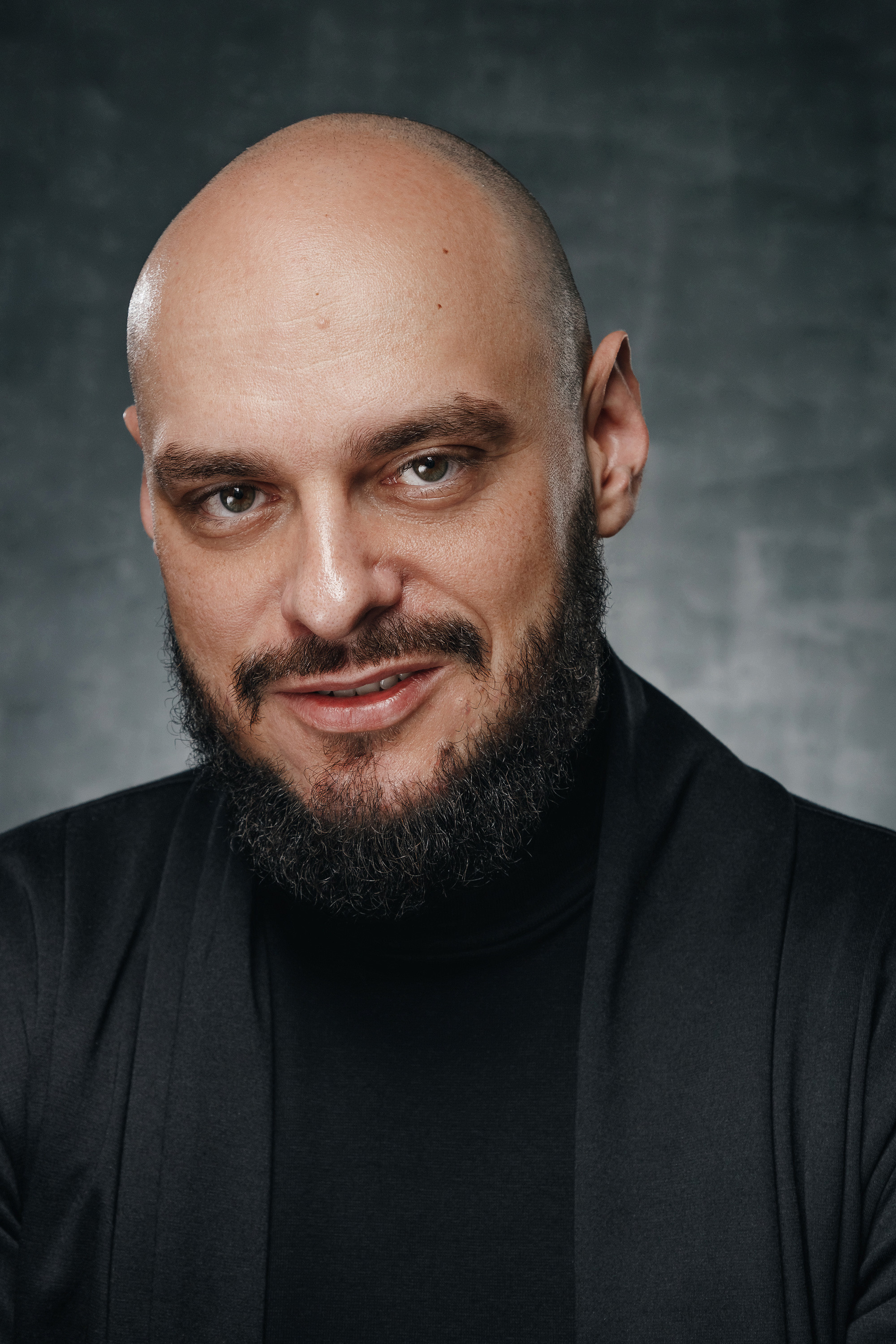 Портретная фотосъемка. Фотограф Сергей Наставник. Рекламная фотосъемка любой сложности