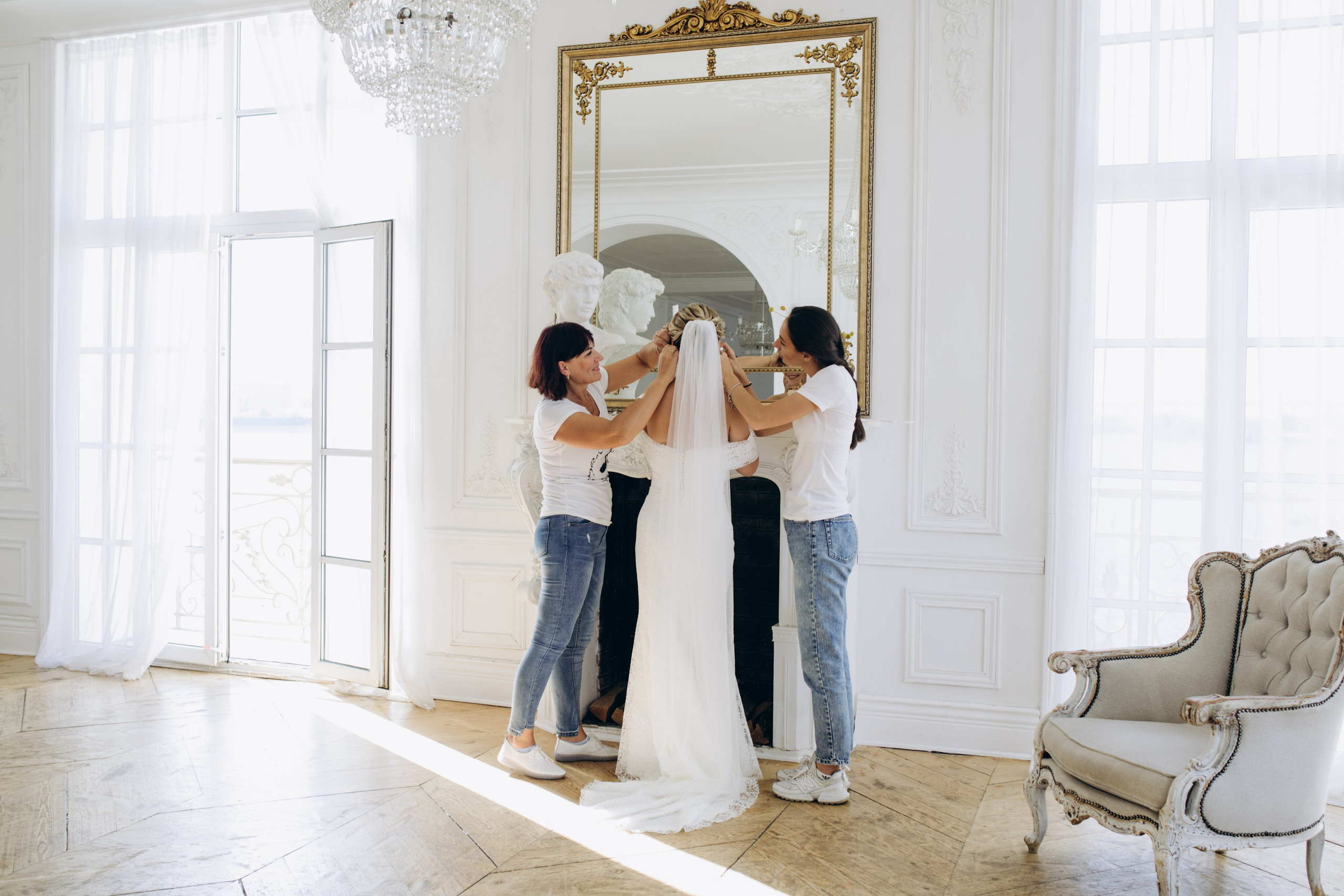 Свадебная регистрация в Загсе на Английской Набережной в Санкт-Петербурге. Фотограф в Санкт-Петербурге Разиля Идиятуллина