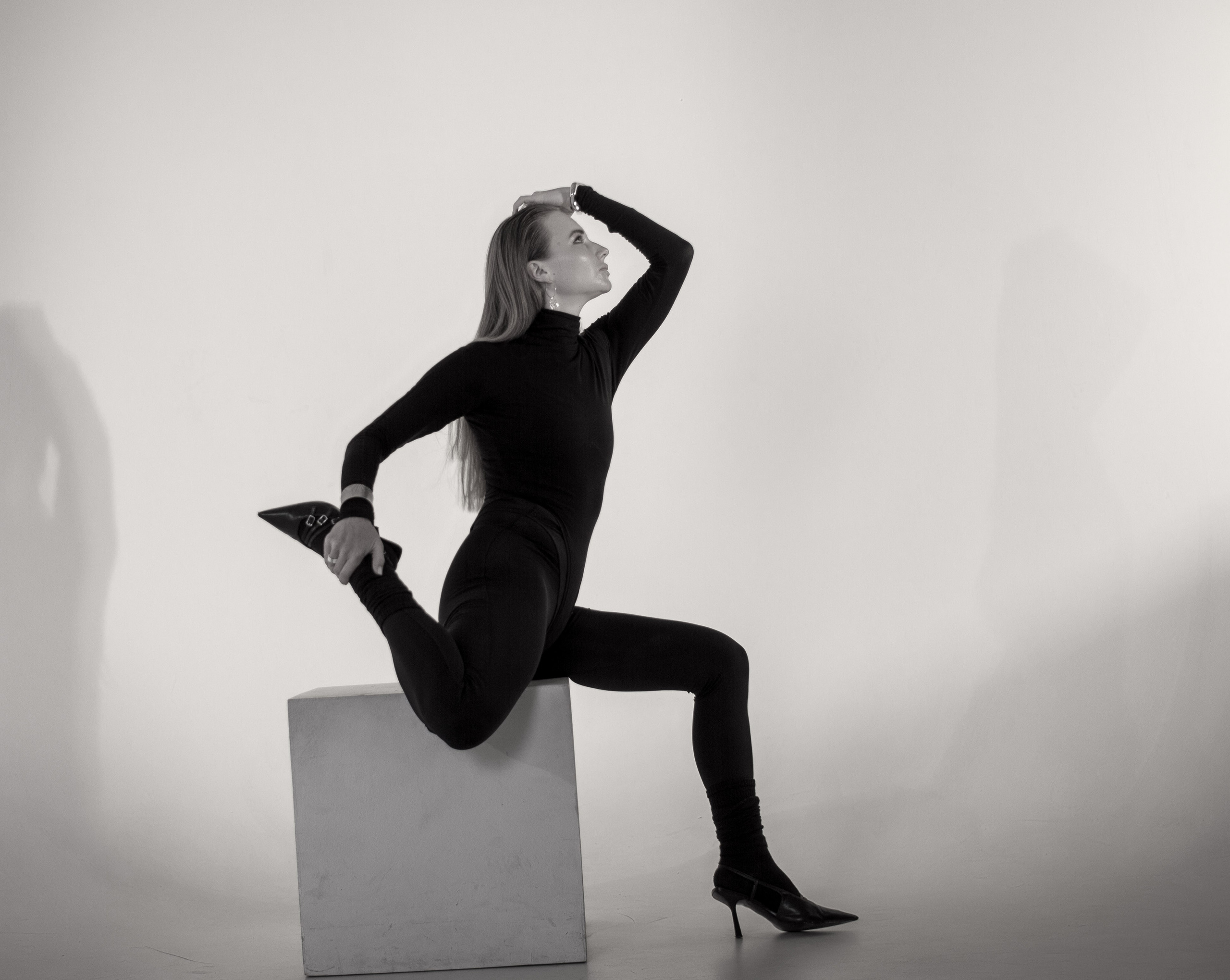 Черное на белом