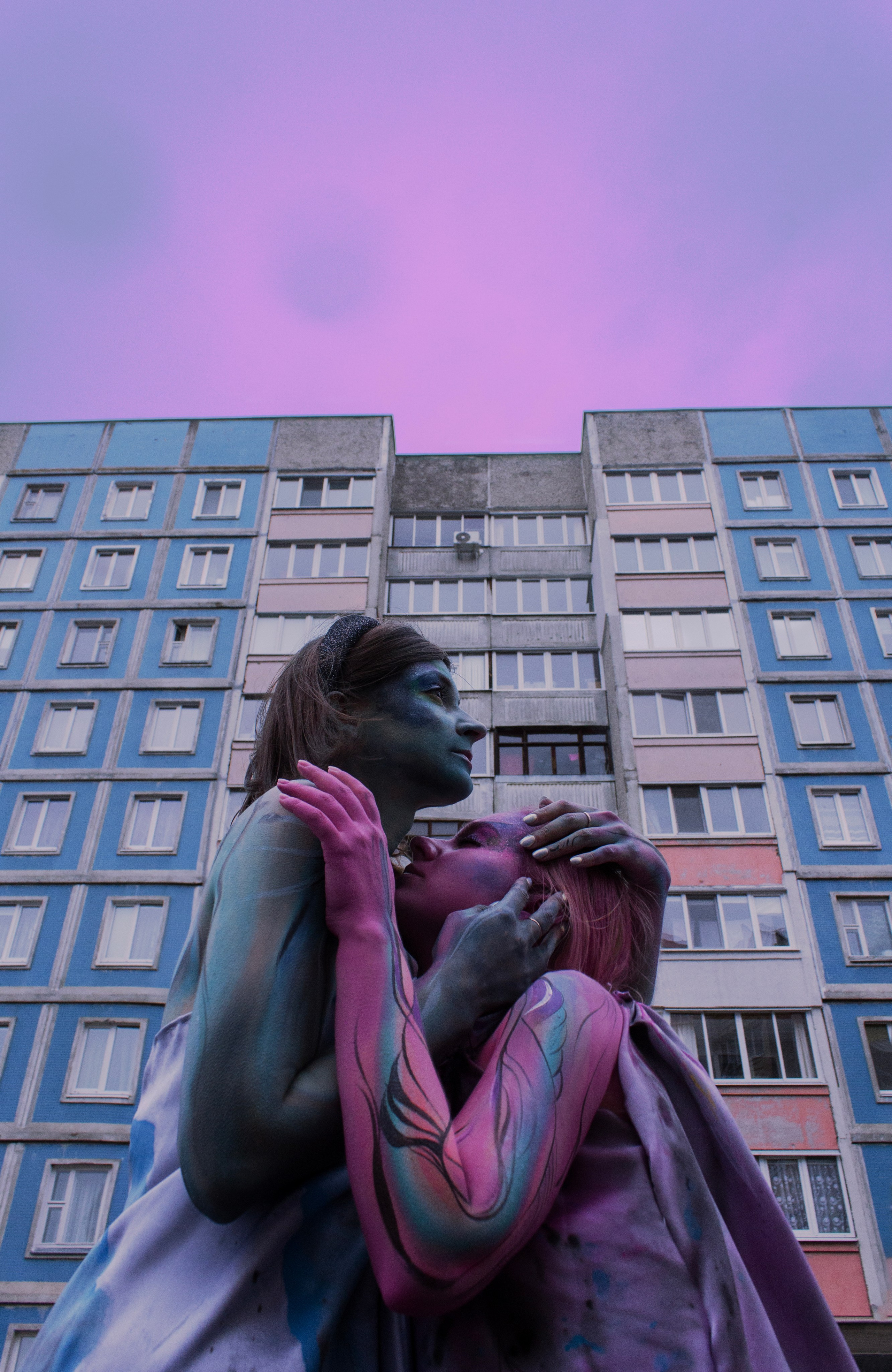 Не место красит человека