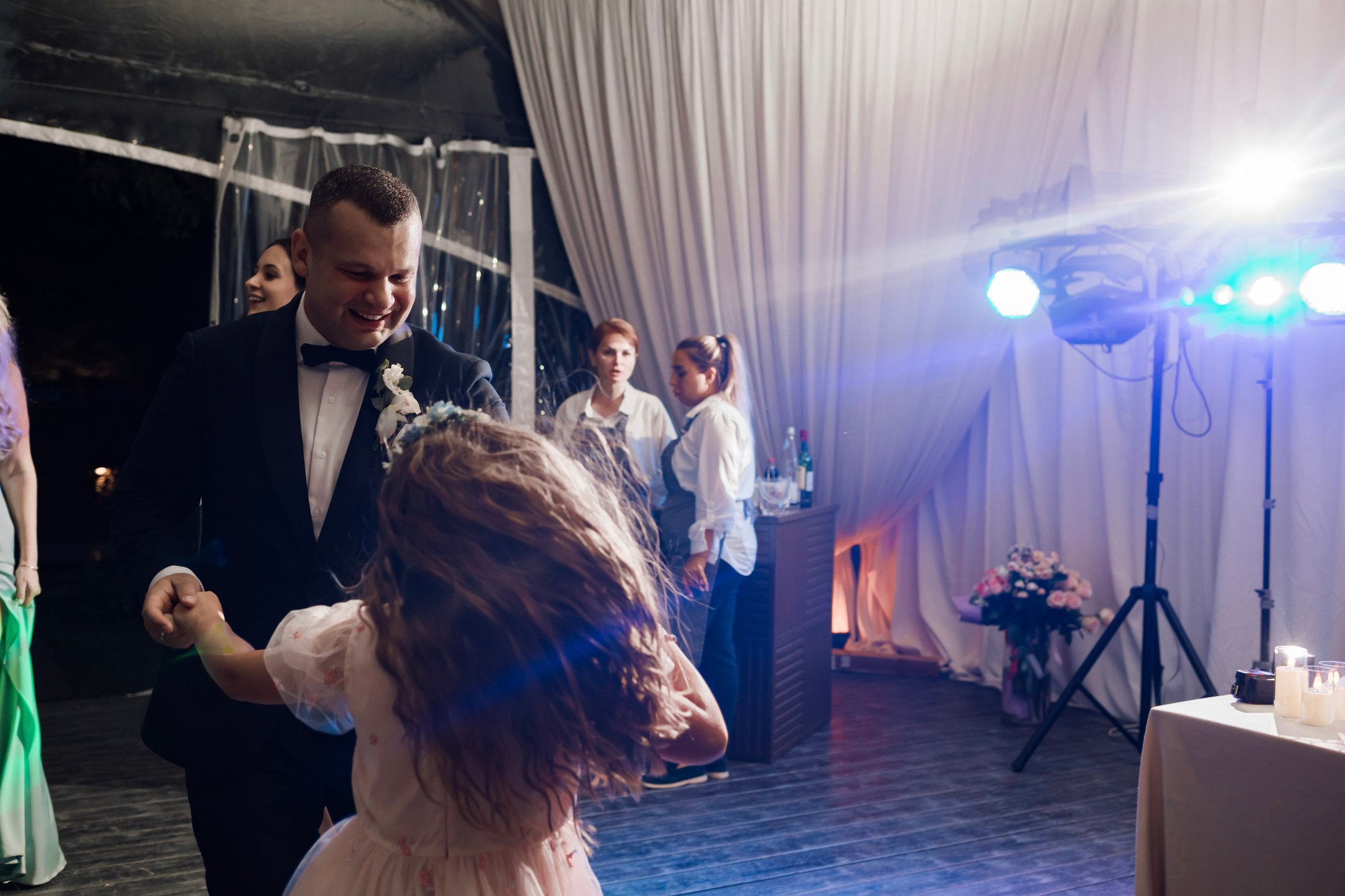 Ольга и Сергей. Свадьба в шатре. Свадебный и семейный фотограф в Москве Евгения Лисина