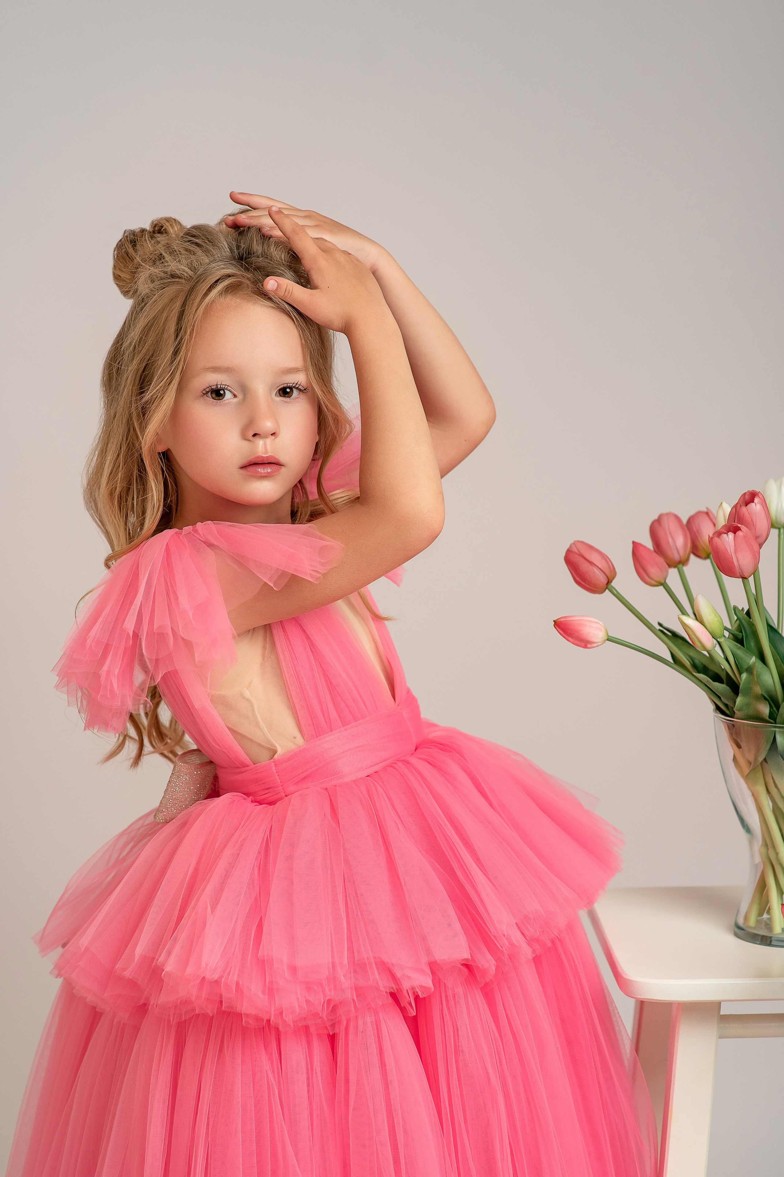 Полина пионы, гартензия. Семейный и детский фотограф Наталья Горда