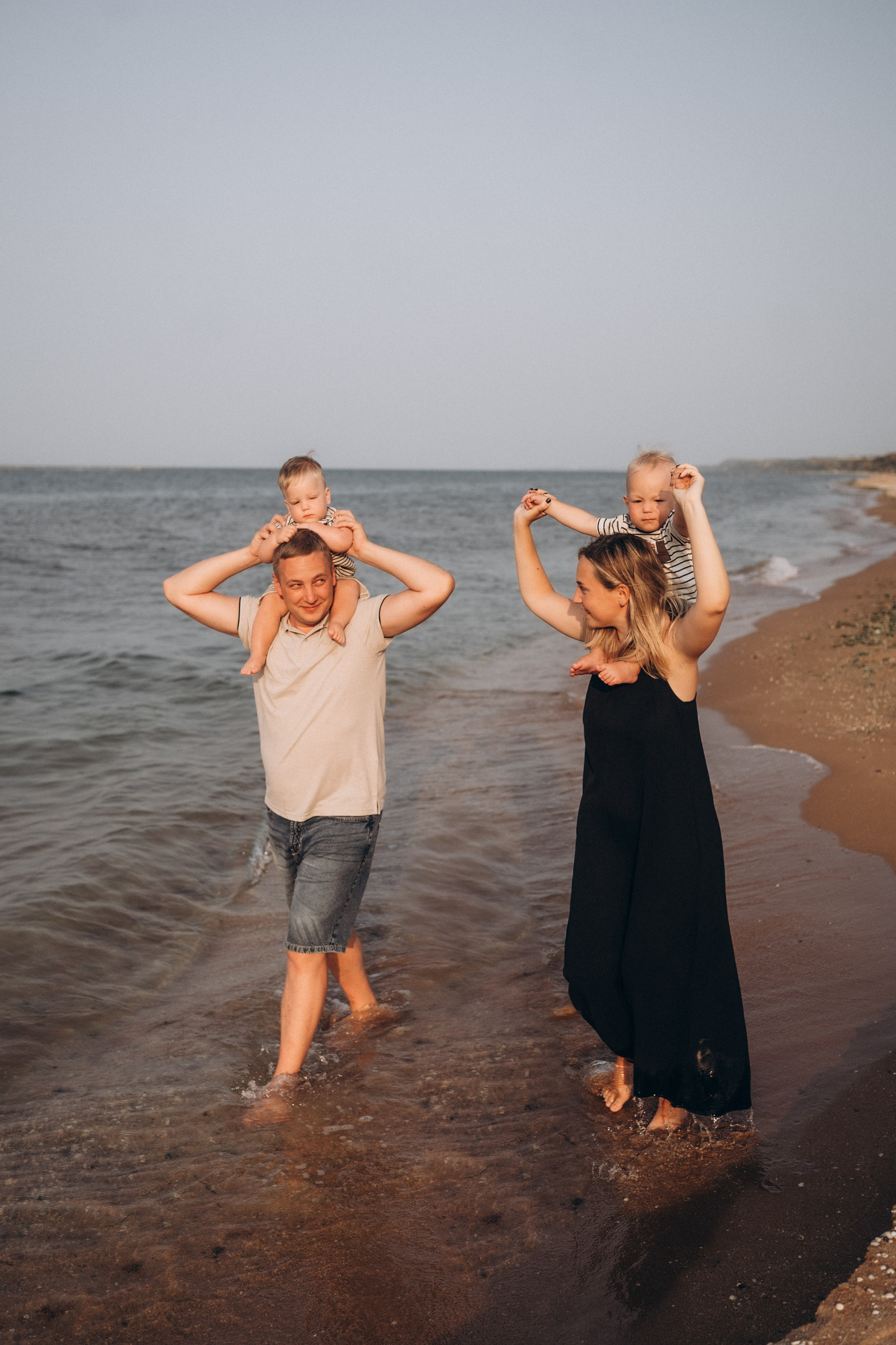 Максим, Елена, Матвей и Тимофей. Фотограф Горбенко Анна