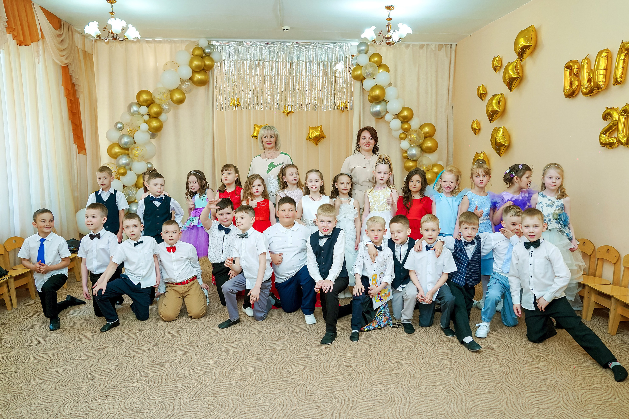 Фотосъемка видеосъёмка фотограф видеооператор новогодних утренников  в. Фотограф, видеооператор Нина Коршунова