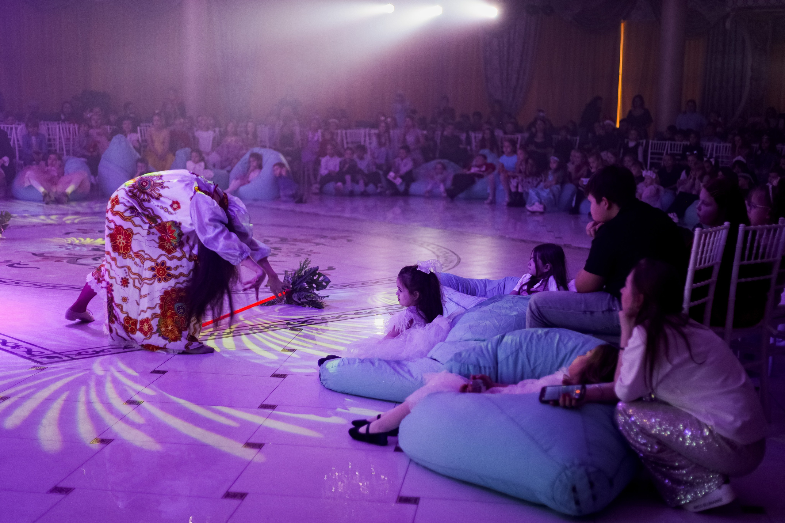 Новогоднее представление детское