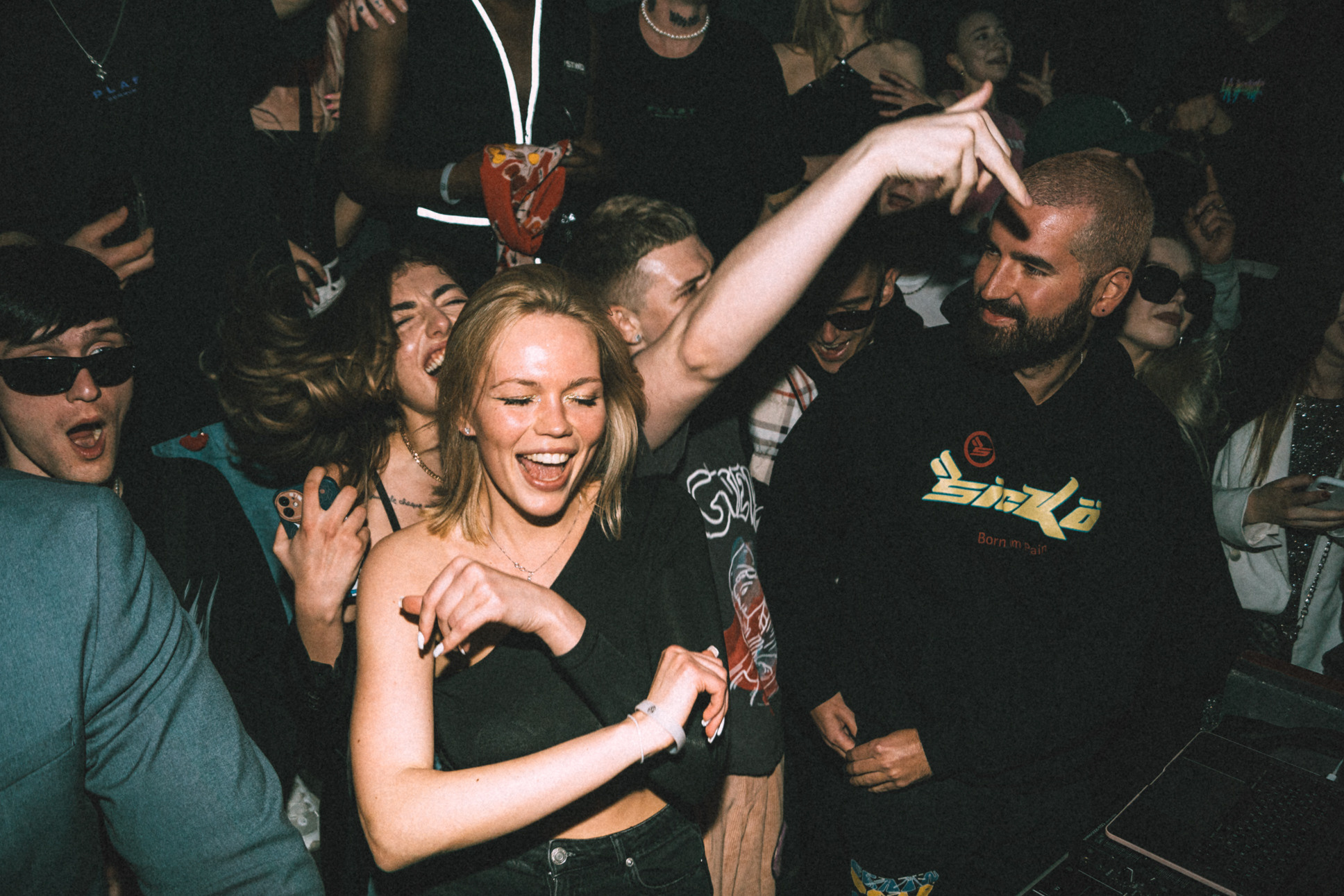 Party. Репортажный и портретный фотограф в Санкт-Петербурге Энли