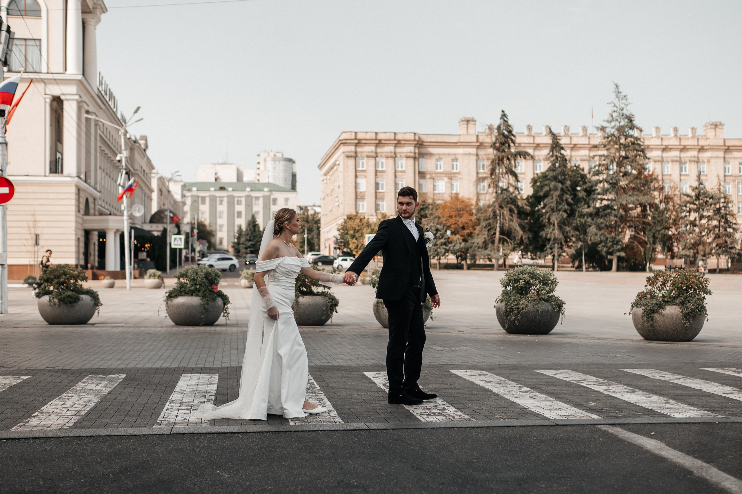 Даниил и Валерия. Черная утка. Полный день. Фотограф Екатерина Бочарникова