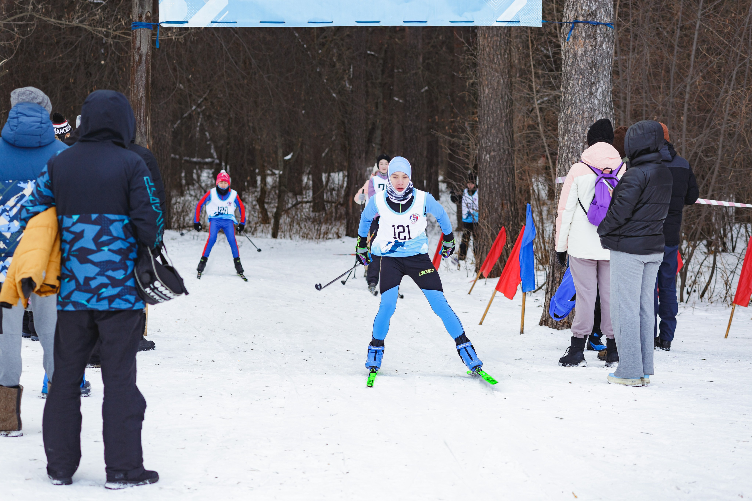 Фотограф Екатеринбург. Фотограф Верхняя Пышма. Фотограф Среднеуральск. Семейная фотосессия в Екатеринбурге. Репортажная фотосъемка. Спортивный фотограф в Екатеринбурге. Съемка лыжных гонок. Фотограф лыжников.