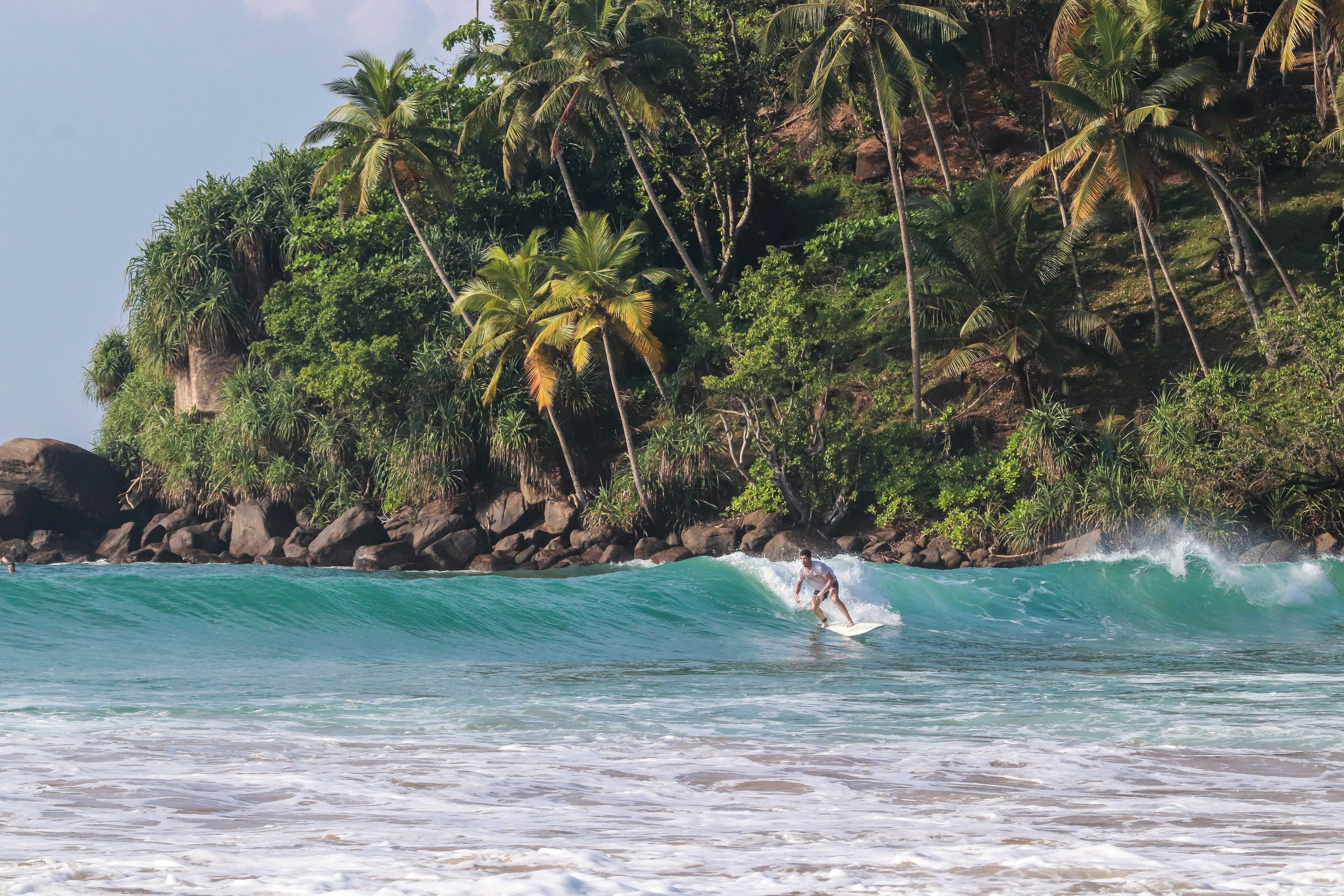 Съемка серфинга на рассвете в Мириссе | Большие волны и адреналин. Фотограф на Шри-Ланке