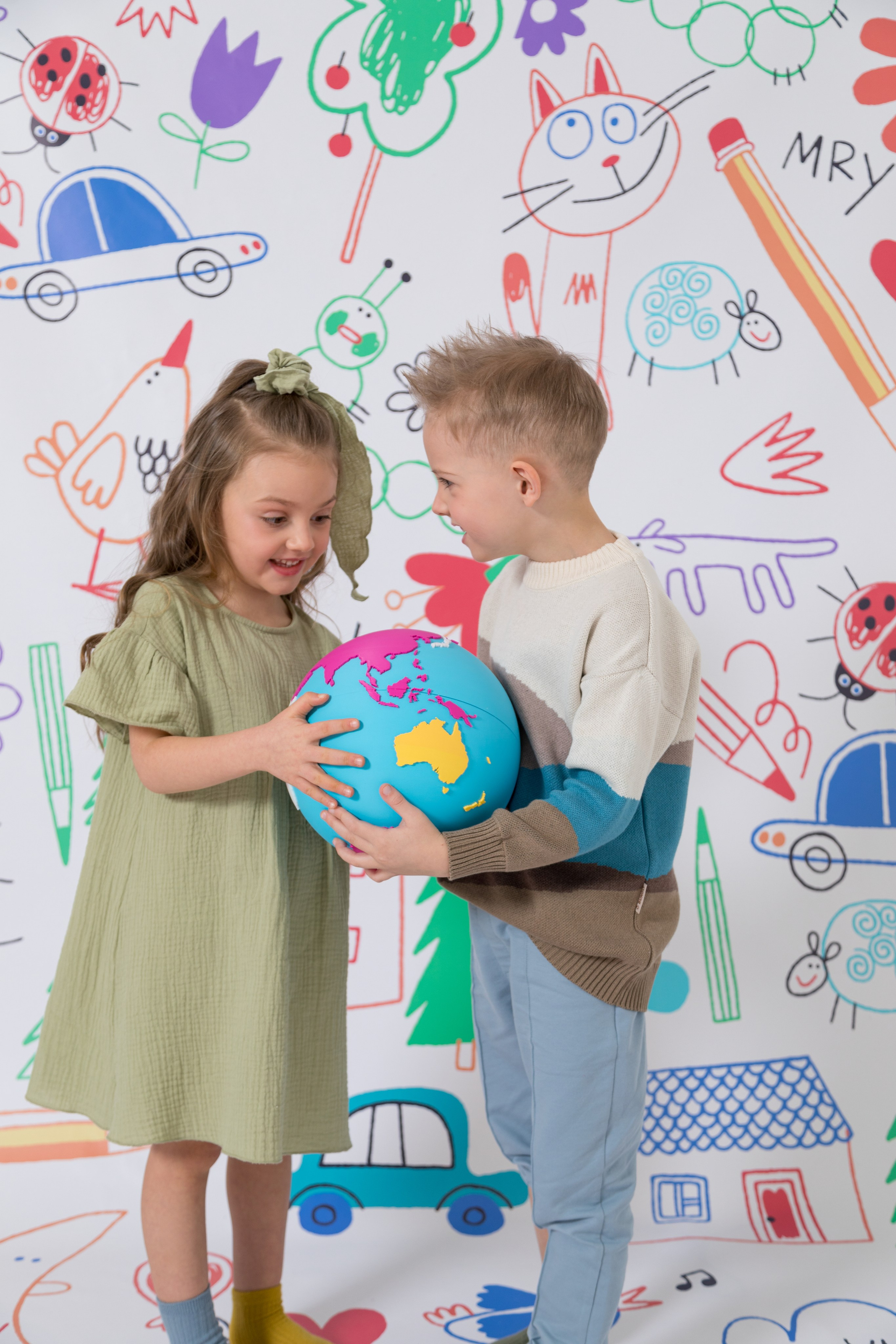 Имиджевая и каталожная съёмка для бренда детских пазлов. Детский и контент фотограф Надя Волкова Санкт-Петербург