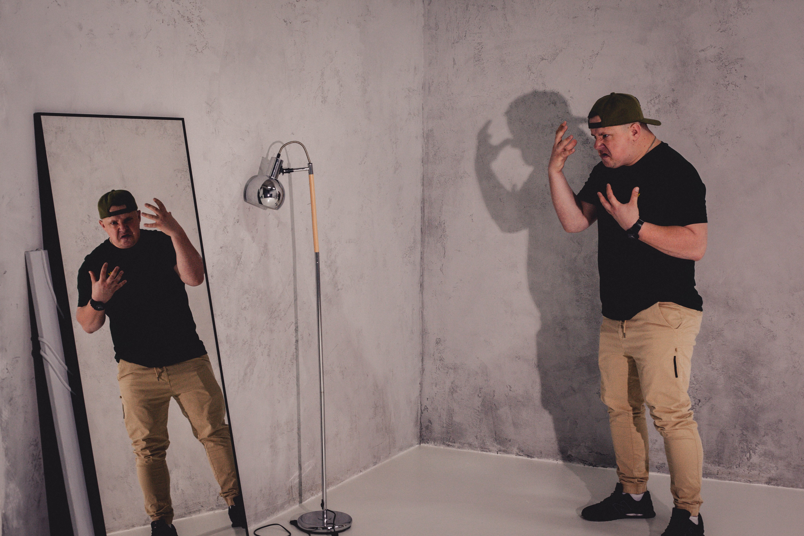 Студия. Уличный фотограф Города N