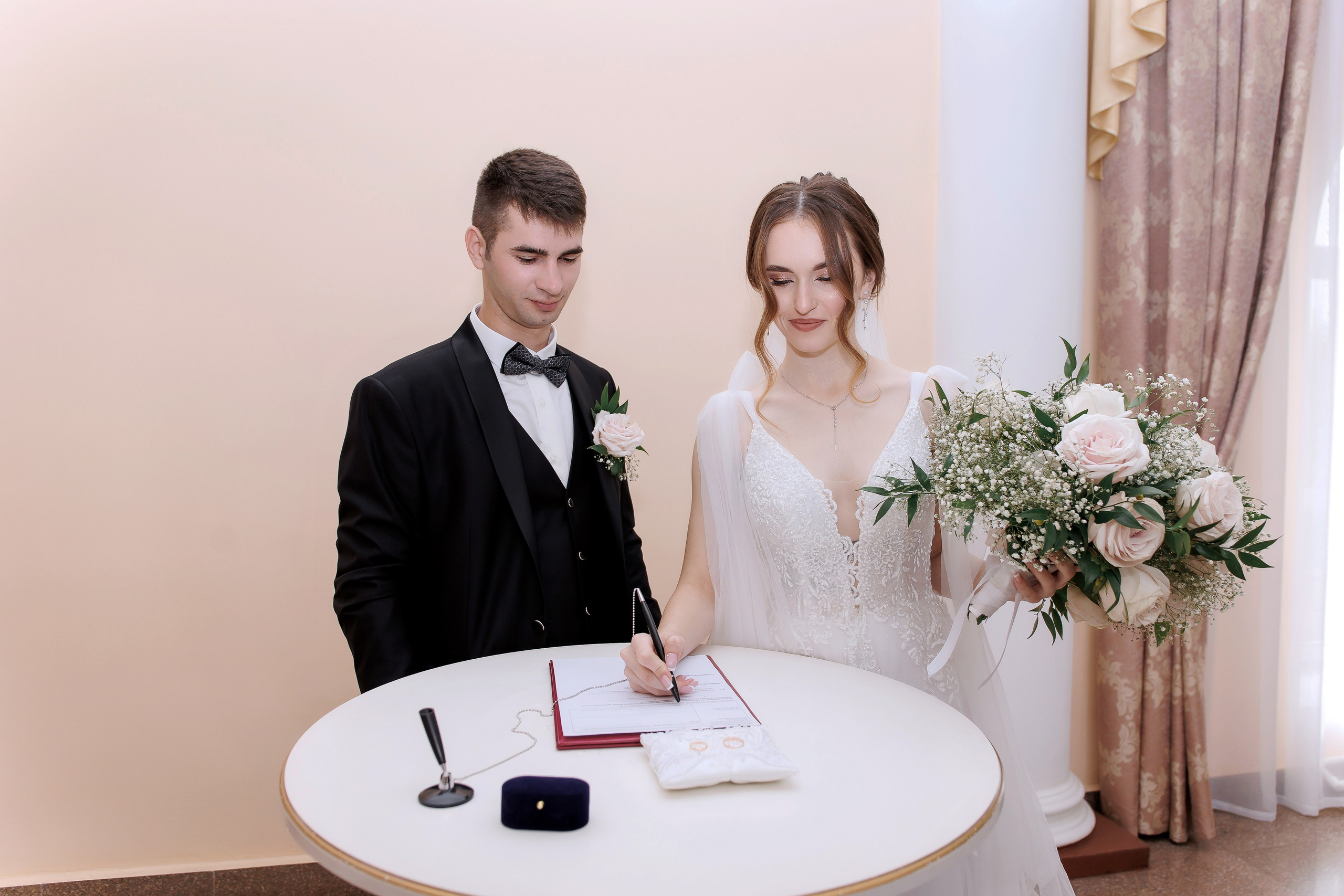 Ангелина и Александр. Свадебный фотограф в Омске Яна Савина