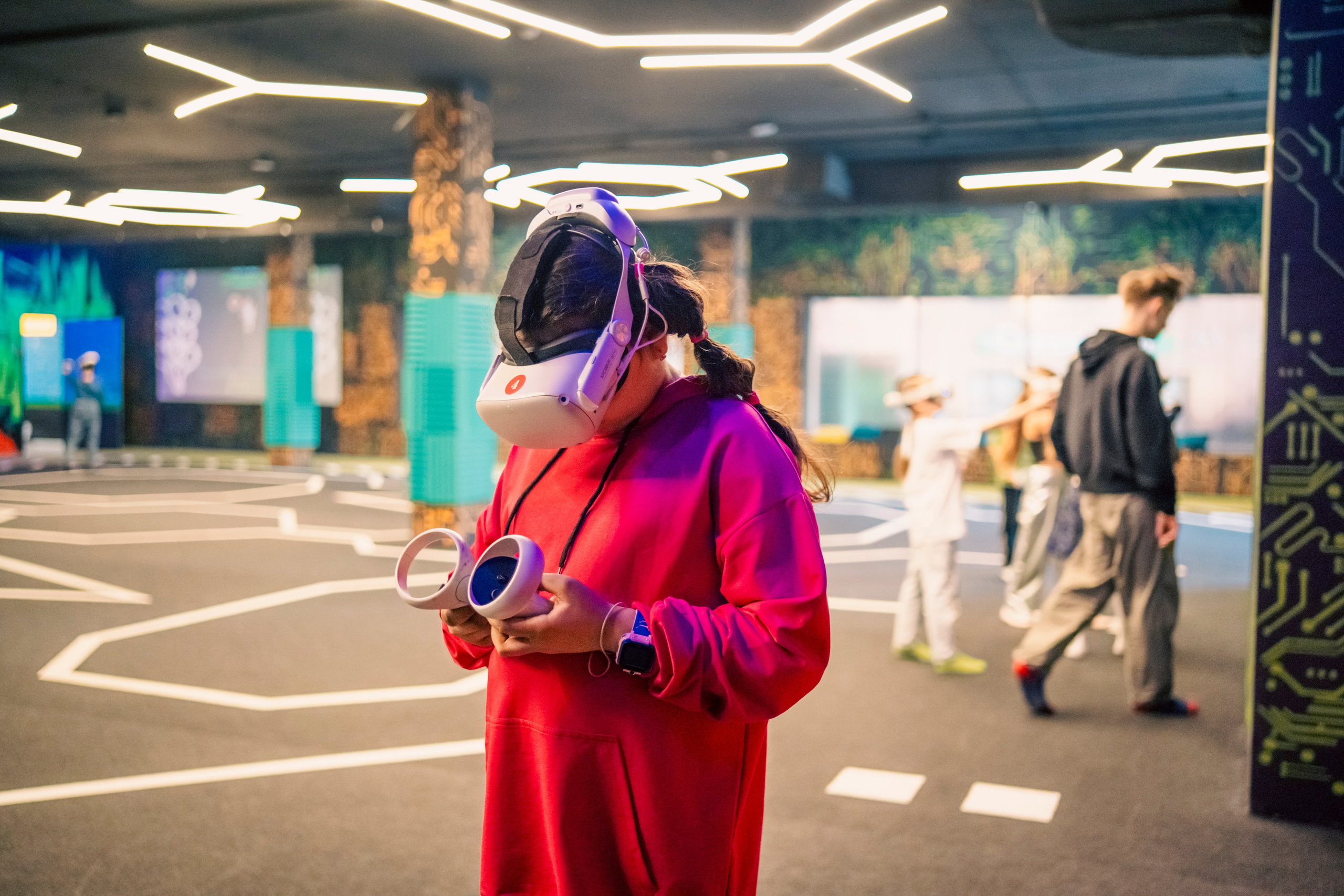 VR (September-October 2024). Felixtones