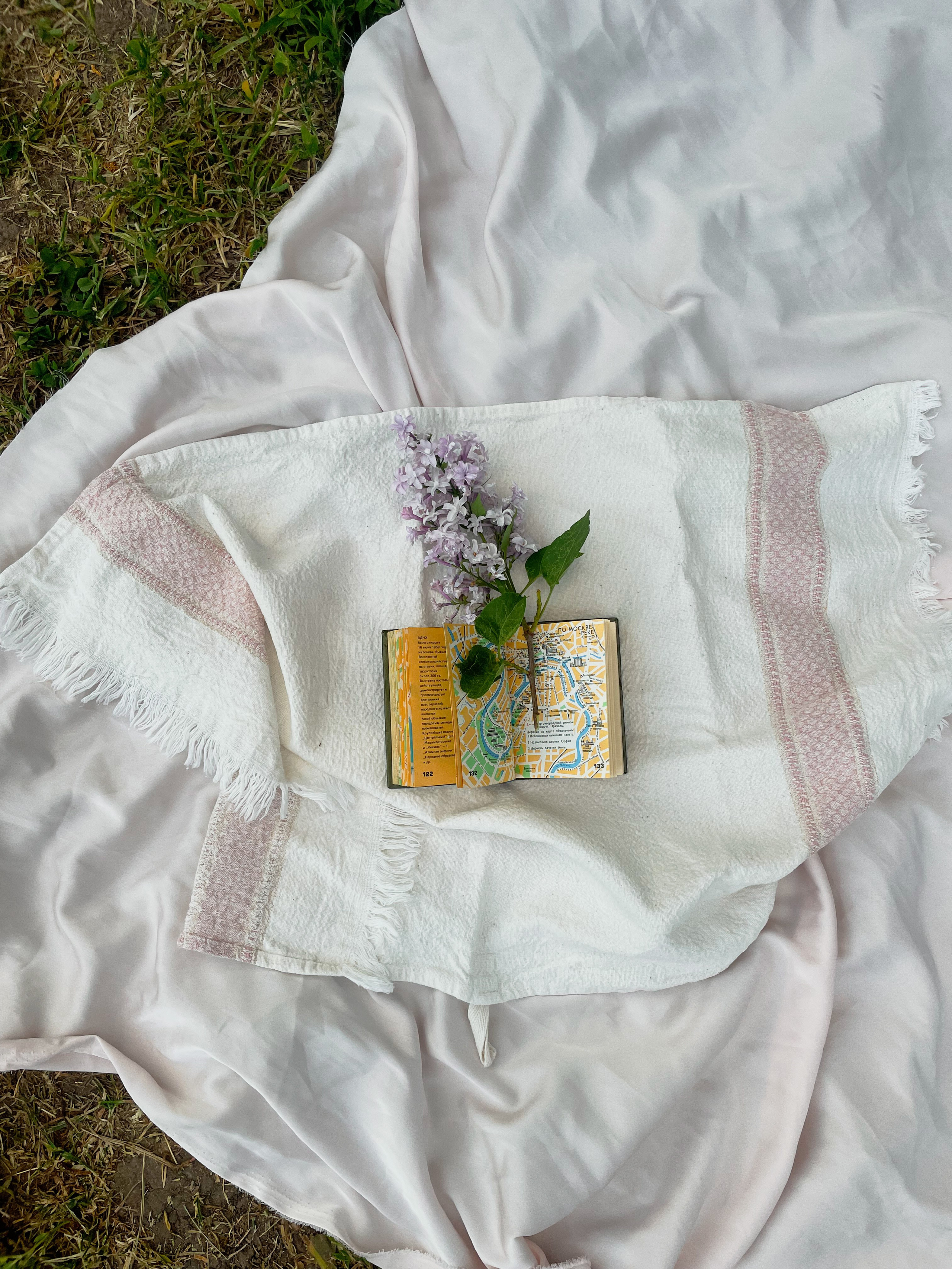 Сиреневый сад. Семейный фотограф в Москве и МО Варвара Шаранова