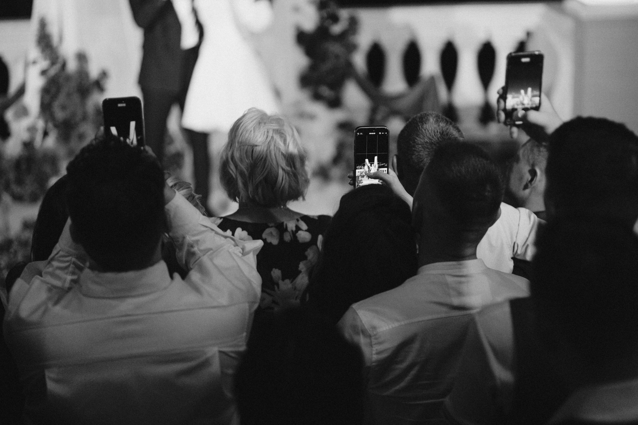 От любви есть только одно средство: любить ещё больше