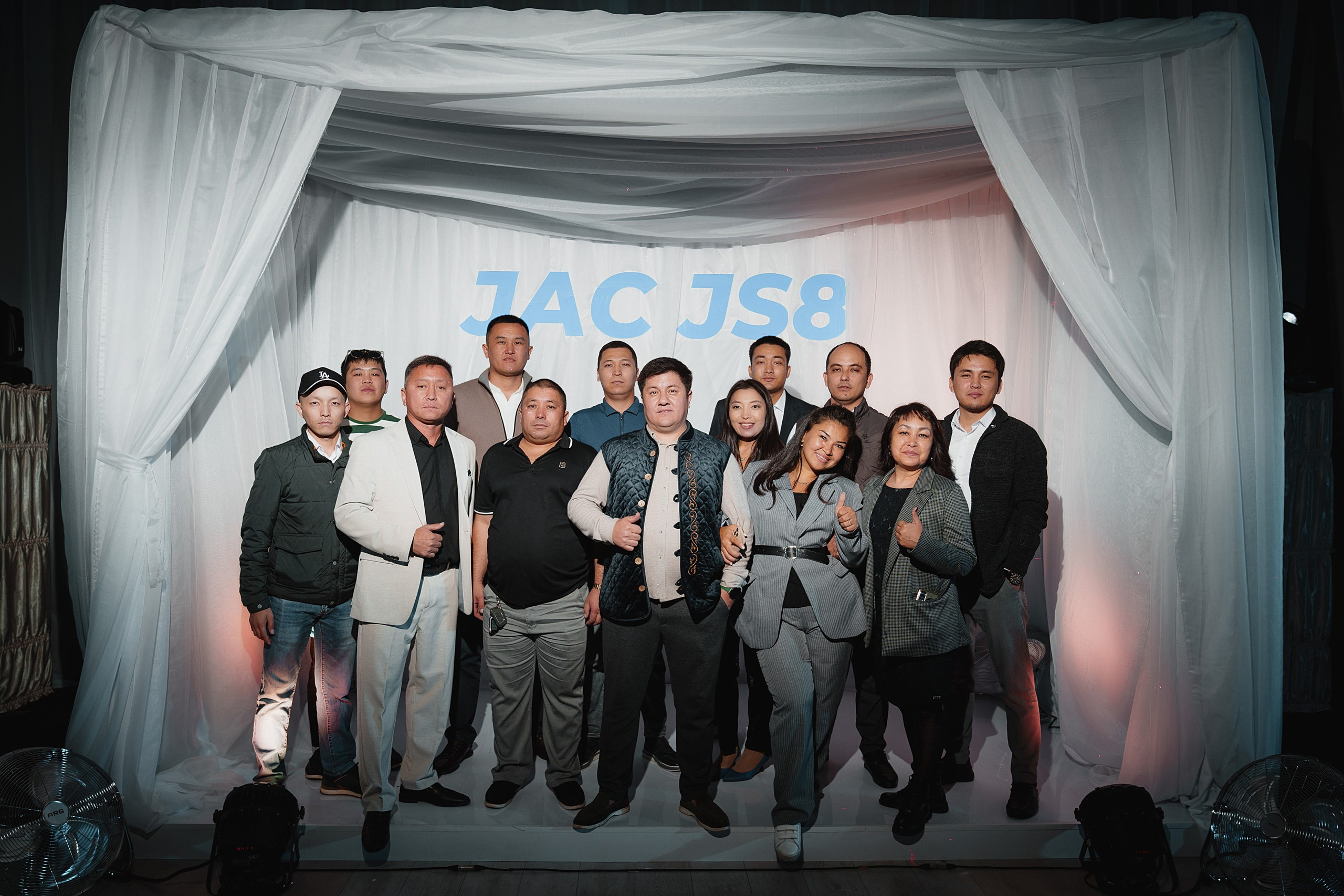 Презентация новой моделей JAC JS8. Фотограф TAULAN_1