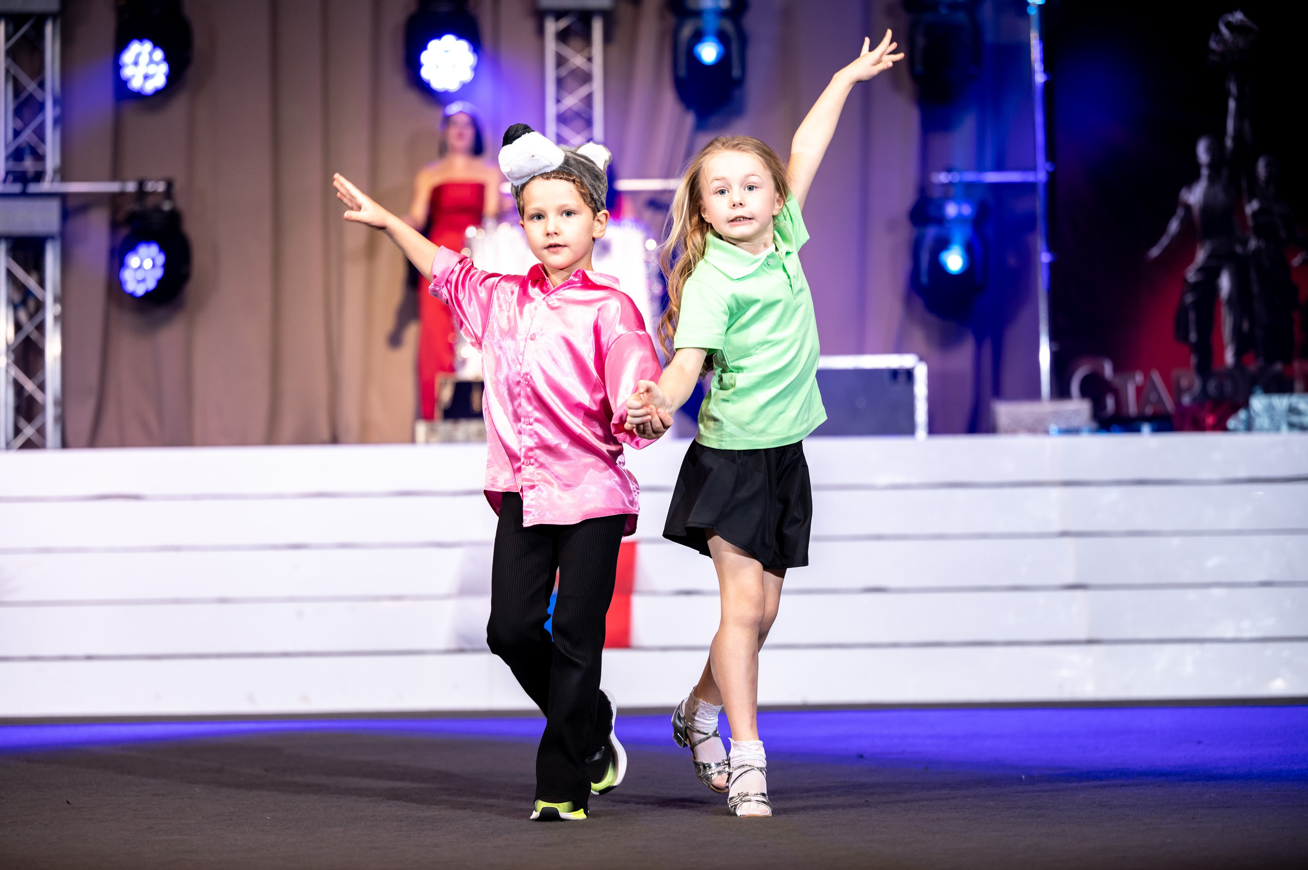 SL Новогодний отчетный концерт 2024/2025. Спортивный фотограф в Туле и Тульской области. Файсханова Фото Спорт