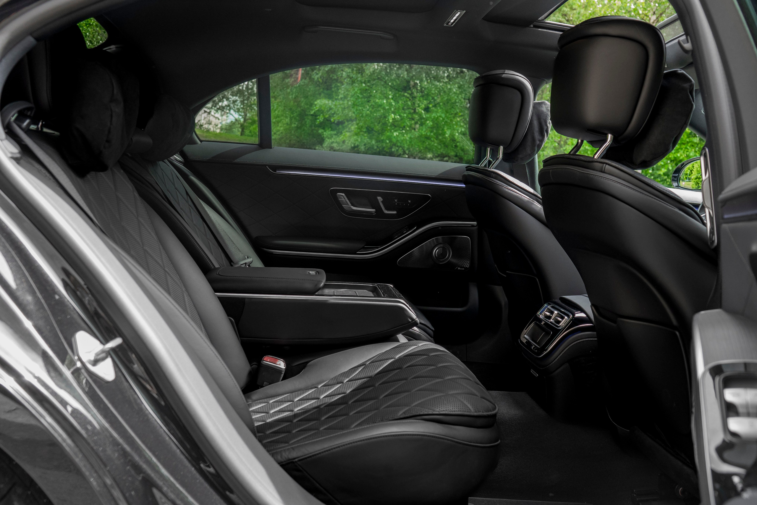 Mercedes S-class (W223). Автомобильный фотограф Ногинск Денис Городок