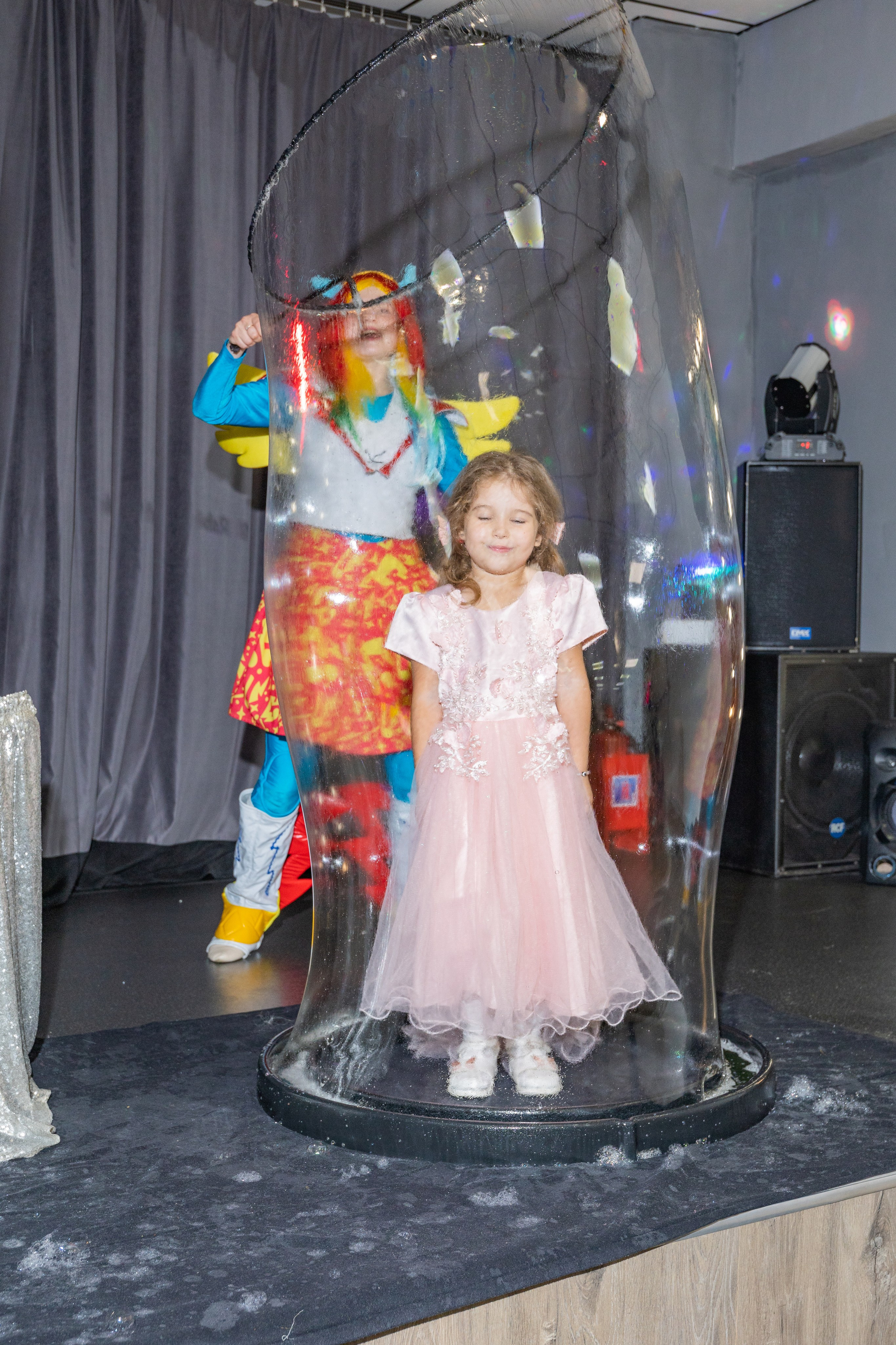 День Рождение Есении в Rabbit Holl. Выпускные альбомы во Владивостоке