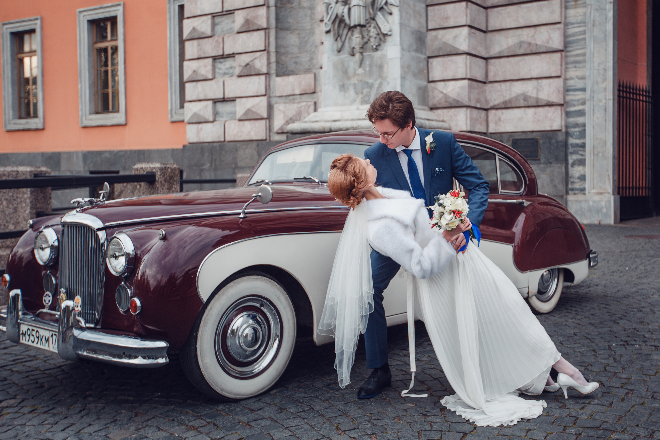 Машина на свадьбу