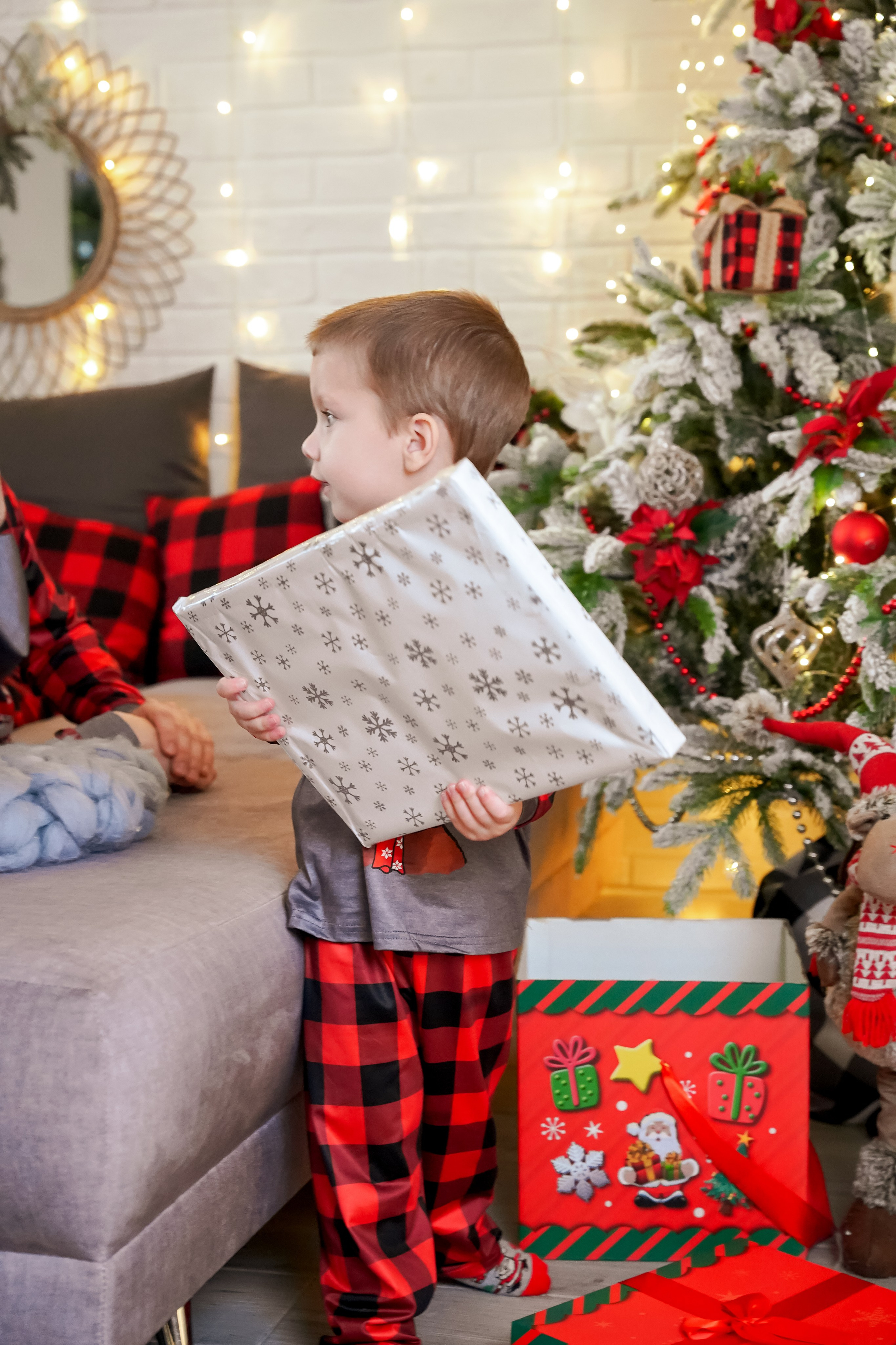 ПИЖАМНЫЙ НОВЫЙ ГОД. Фотограф в Ялте Инна Найден. Детский и семейный фотограф