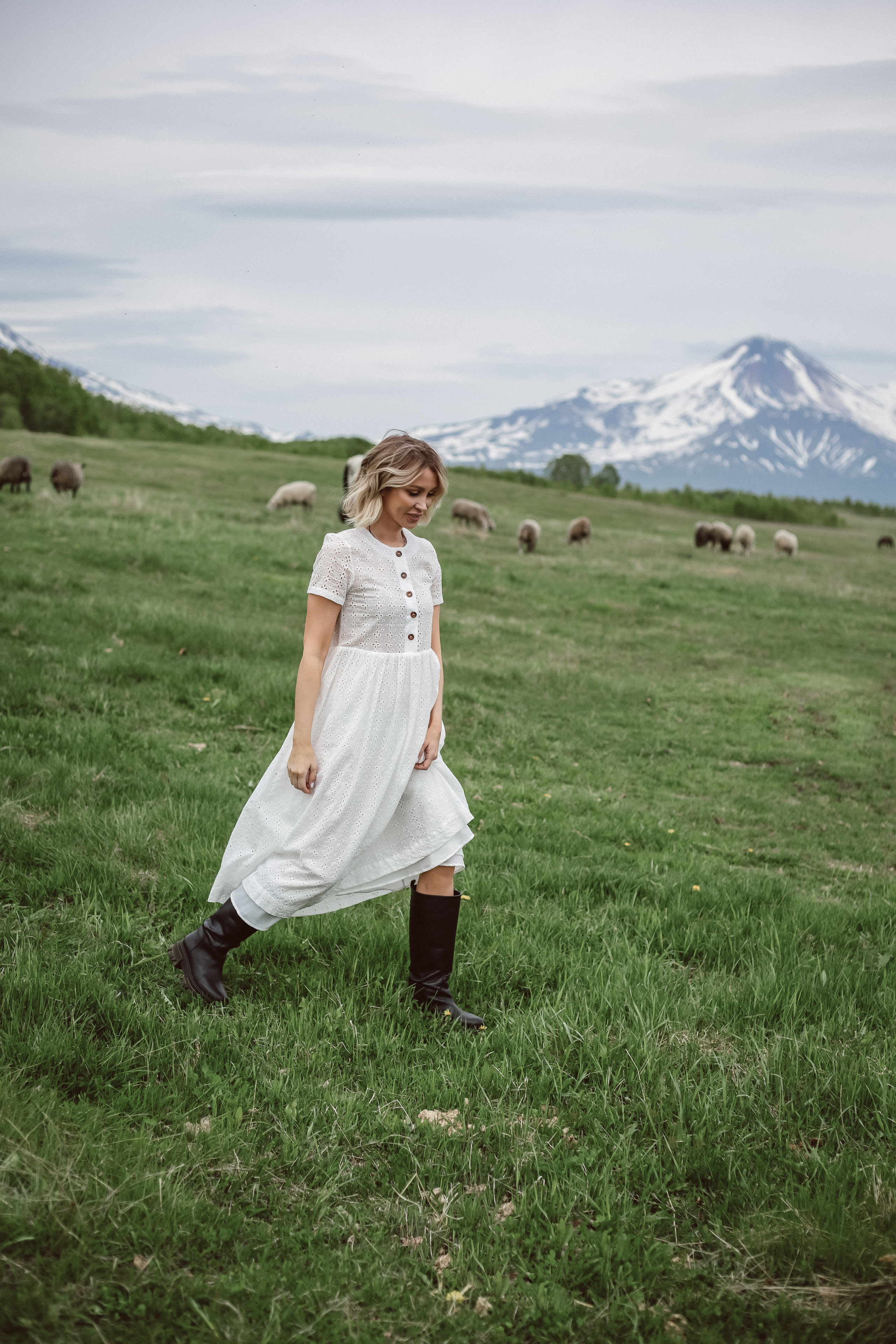 Магазин женской одежды. Свадебный и семейный Фотограф на Камчатке (love story, портрет, контент, беременность) Елена Великовская