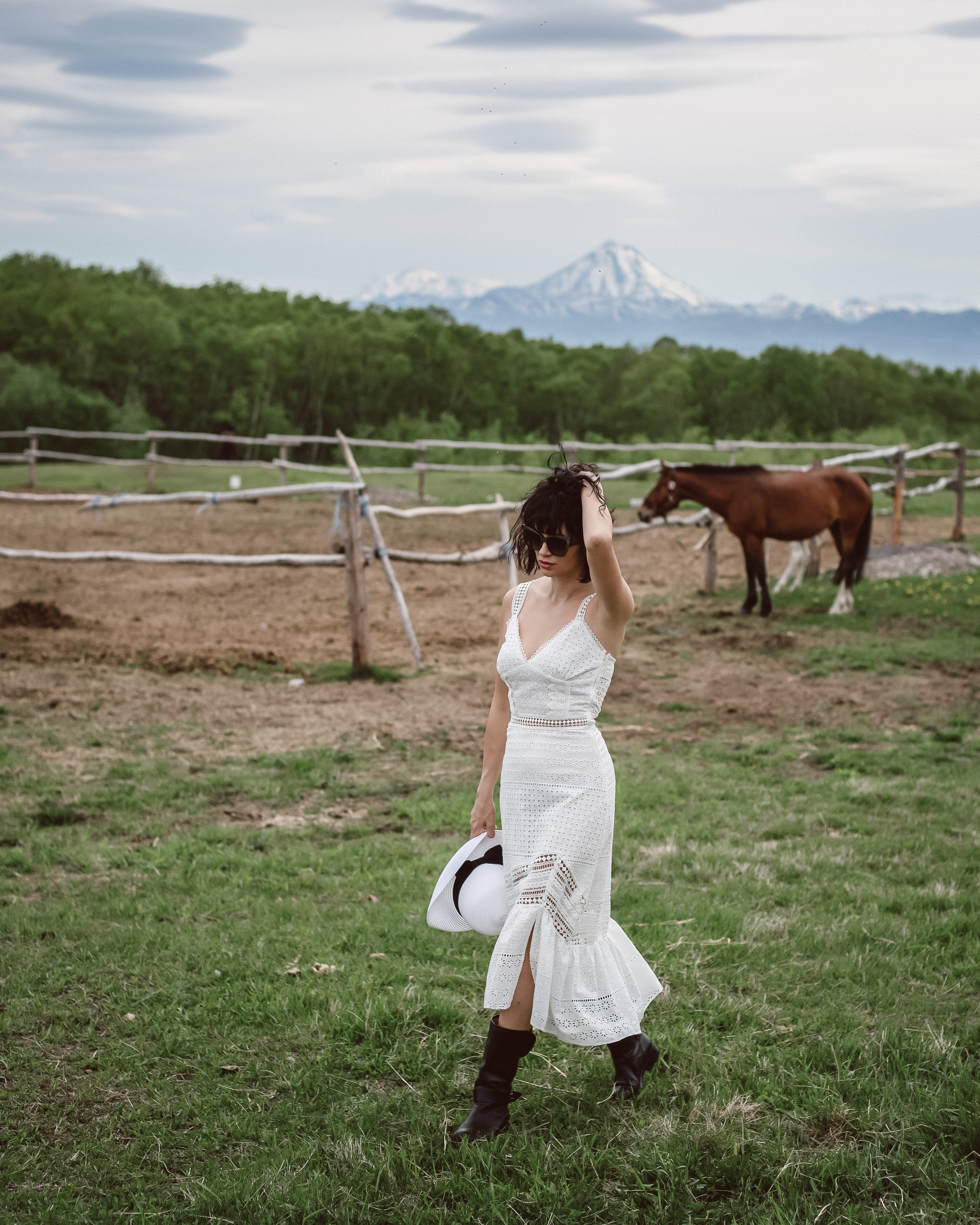 Магазин женской одежды. Свадебный и семейный Фотограф на Камчатке (love story, портрет, контент, беременность) Елена Великовская