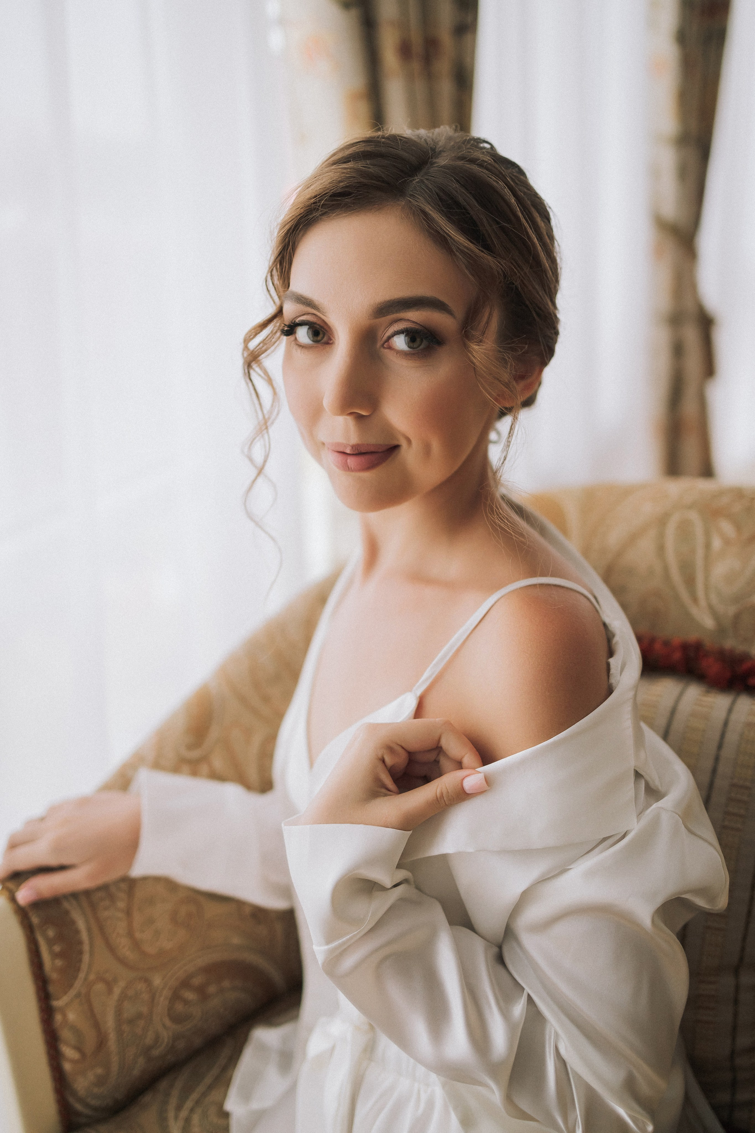 Свадебная прогулка Екатерины и Евгения. Свадебная фотография. Арина Рубах