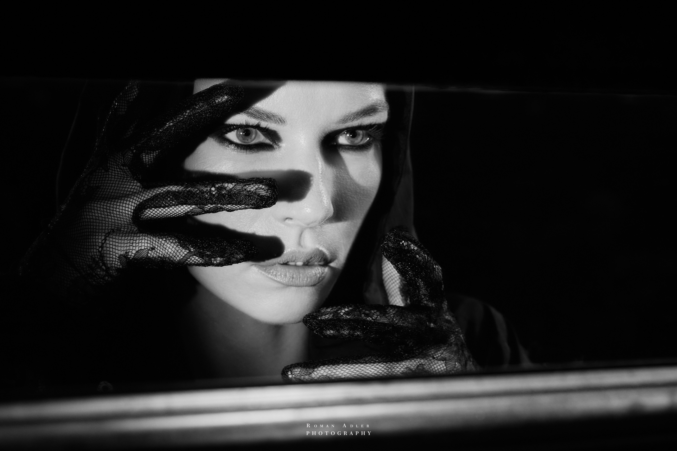 Fashion-проект DESIGNER. Фотограф Роман Адлер