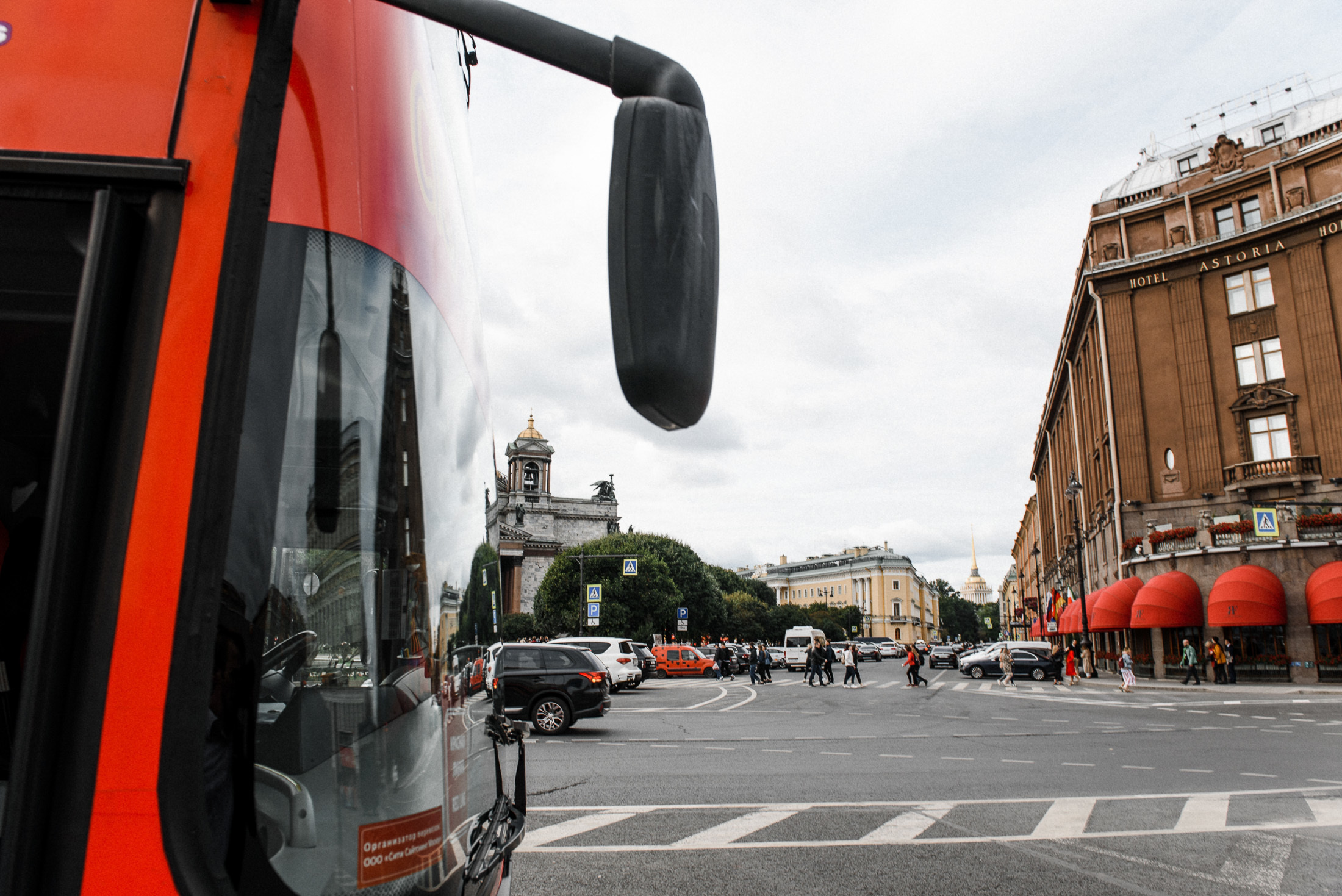 Питер без дождя. Свадебный и портретный фотограф Пётр Ладанов
