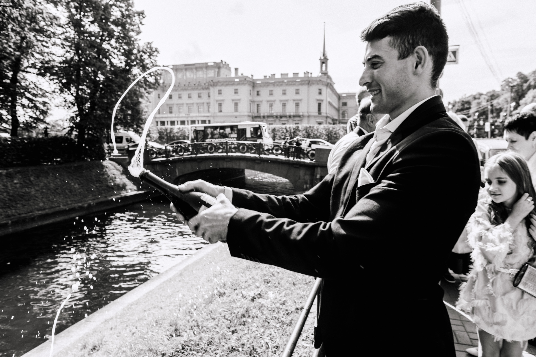 Легкий Питерский дождь. Свадебный и портретный фотограф Пётр Ладанов