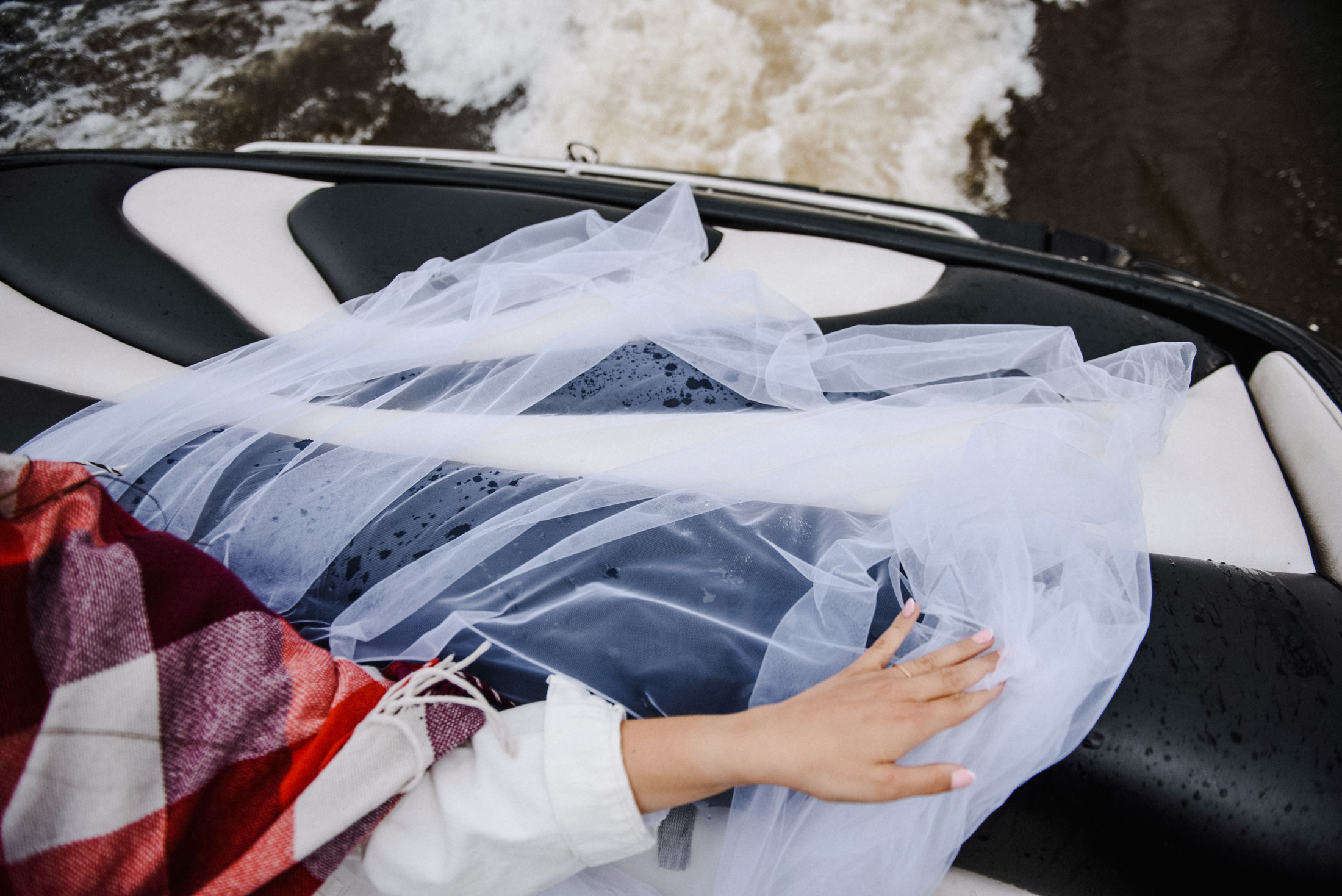 Легкий Питерский дождь. Свадебный и портретный фотограф Пётр Ладанов