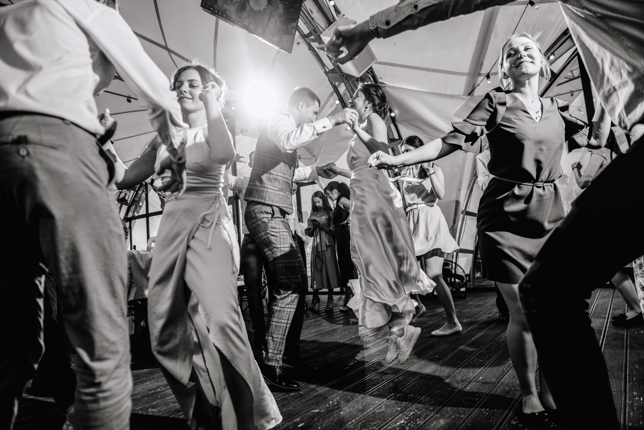 Легкий Питерский дождь. Свадебный и портретный фотограф Пётр Ладанов