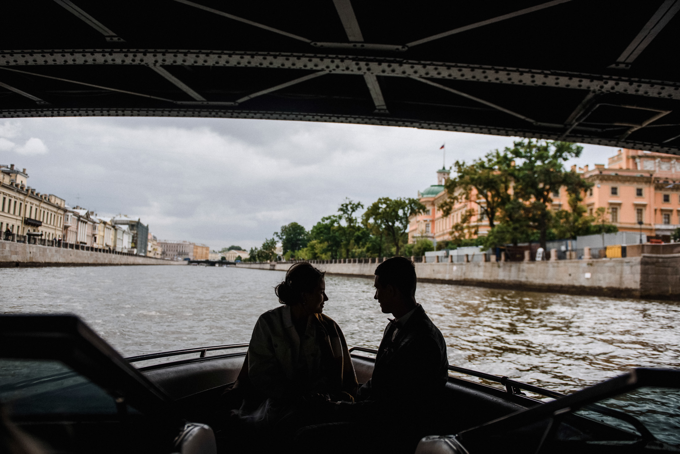 Легкий Питерский дождь. Свадебный и портретный фотограф Пётр Ладанов