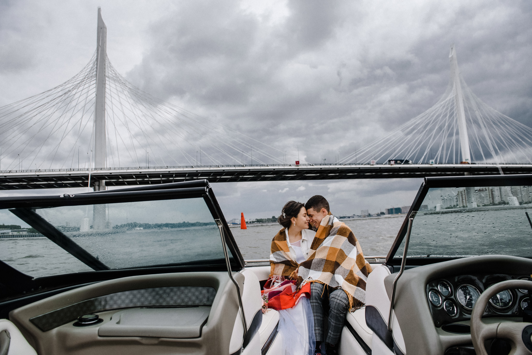 Легкий Питерский дождь. Свадебный и портретный фотограф Пётр Ладанов