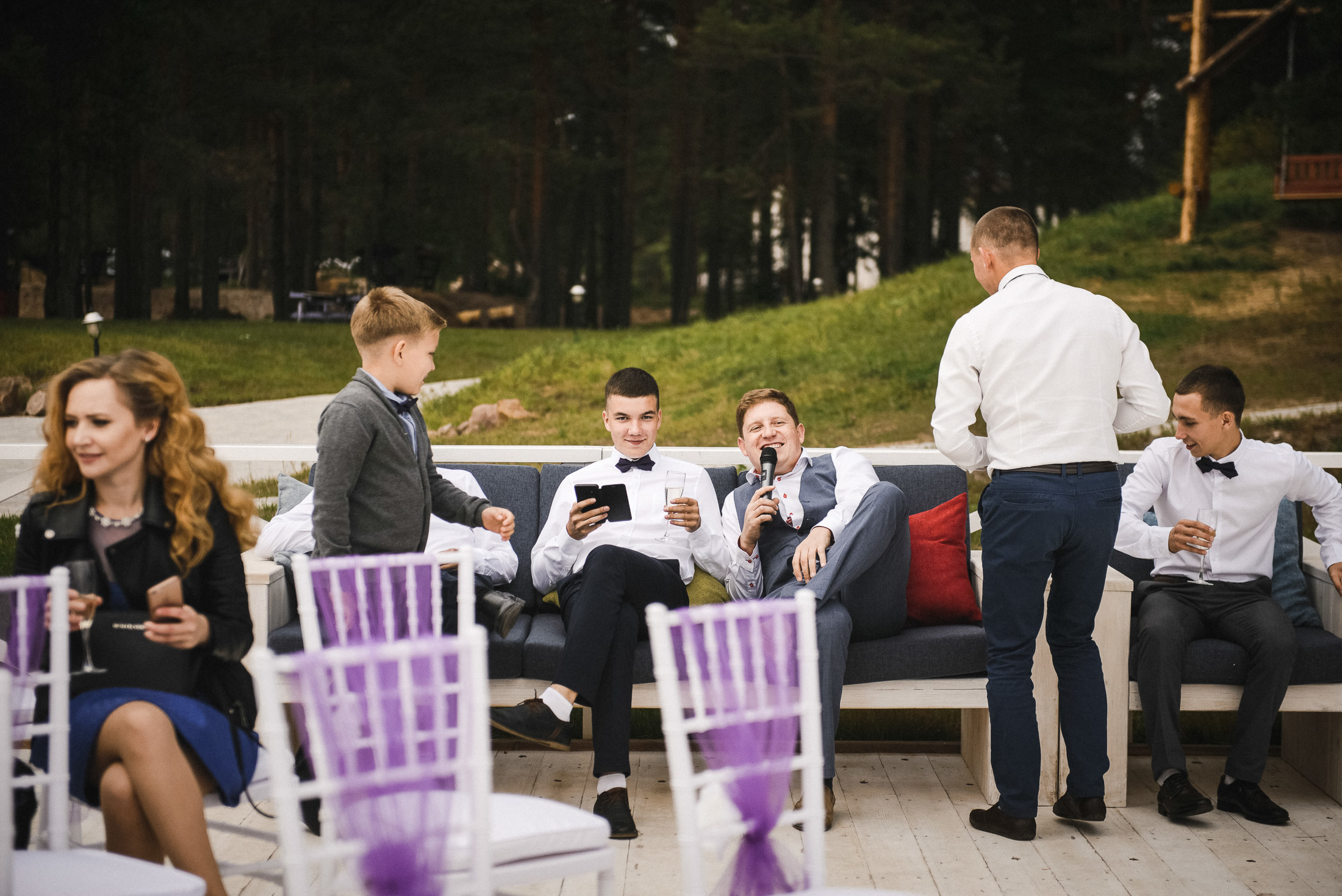 Пруд, шатер и аккордеон. Свадебный и портретный фотограф Пётр Ладанов