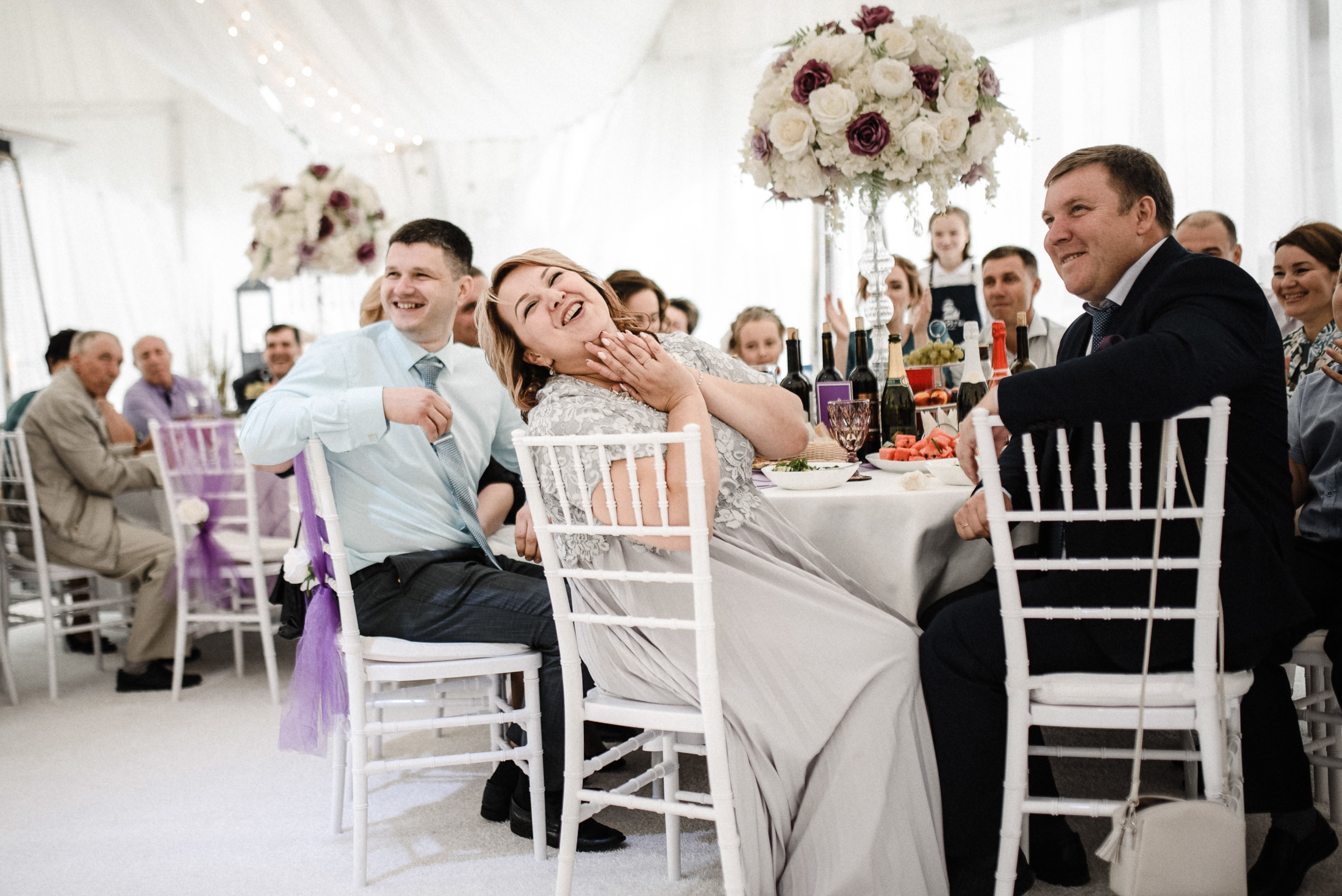 Пруд, шатер и аккордеон. Свадебный и портретный фотограф Пётр Ладанов