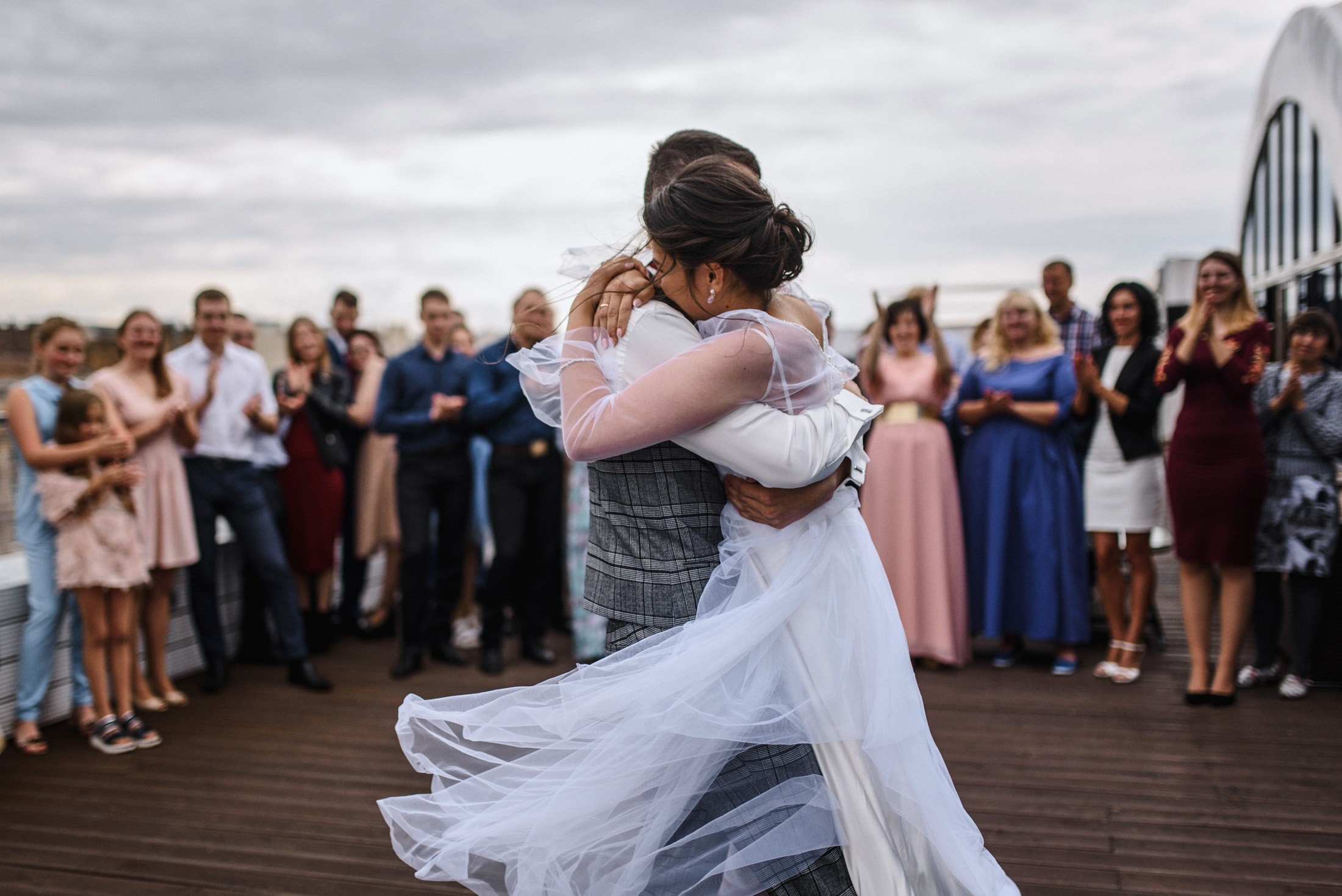 Легкий Питерский дождь. Свадебный и портретный фотограф Пётр Ладанов