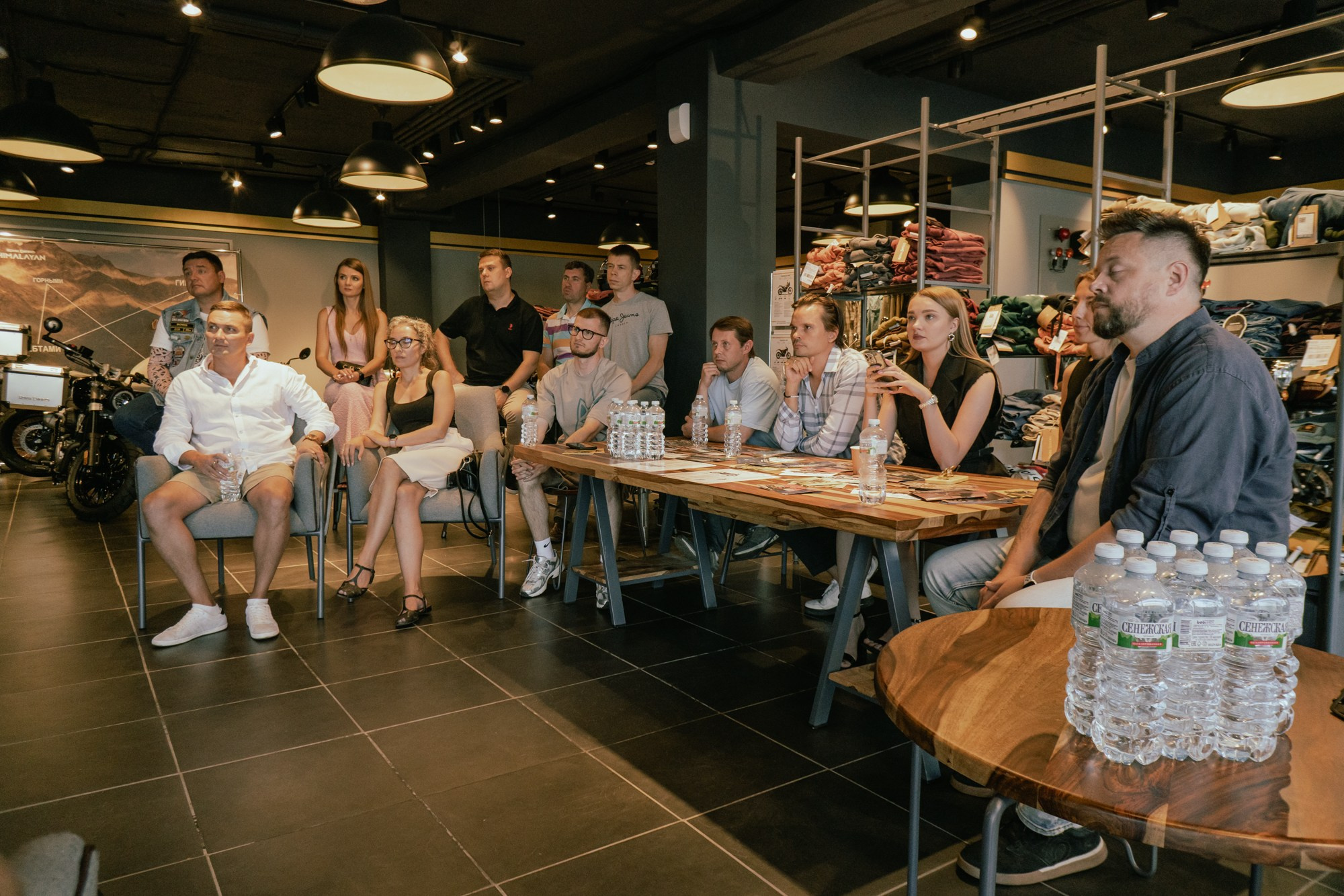 Встреча с Сергеем Пахомовым. Фотограф Максим Буряк