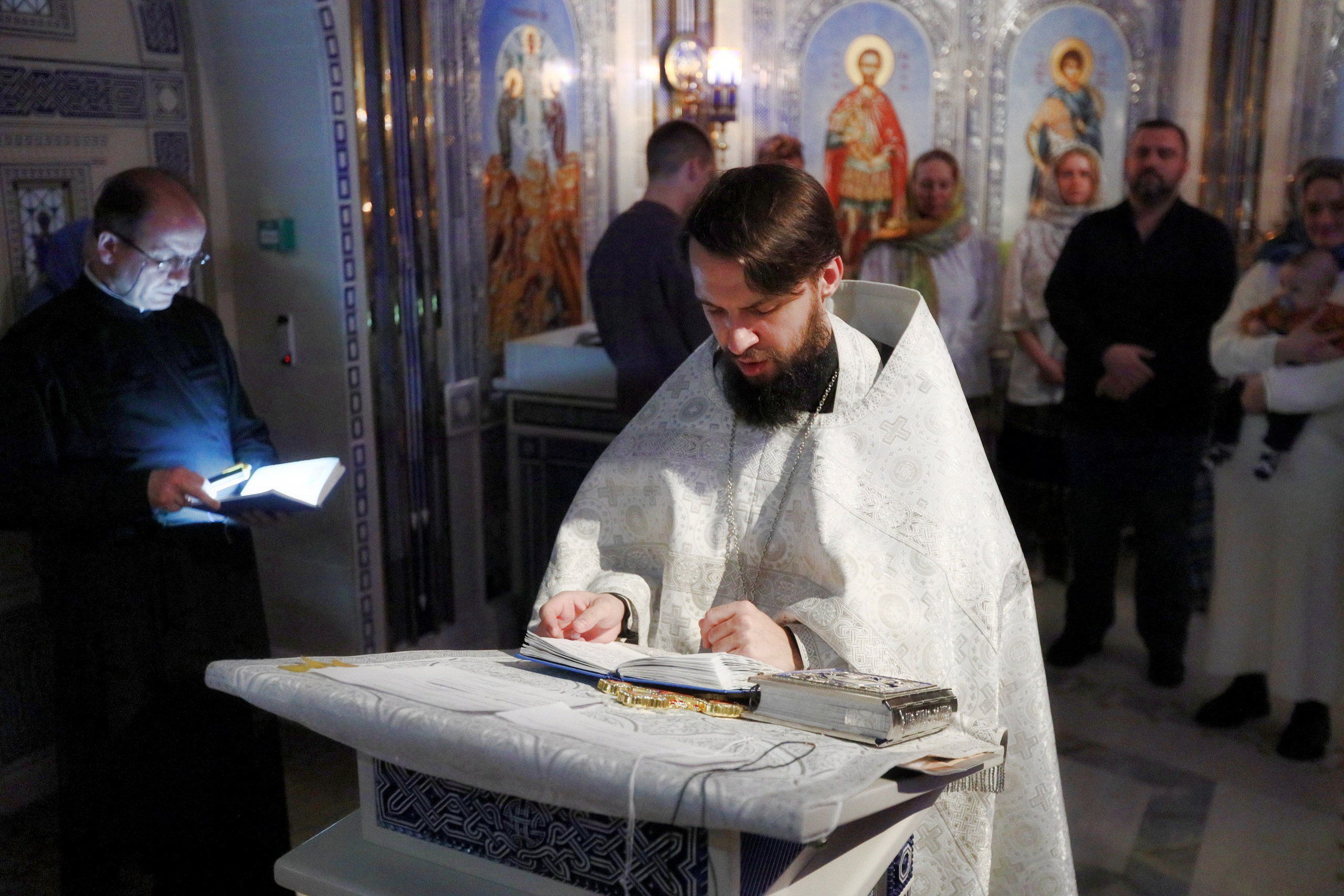 Таинства крещения и венчания. Свадебный и семейный фотограф и видеограф Александр в Москве и Московской Области