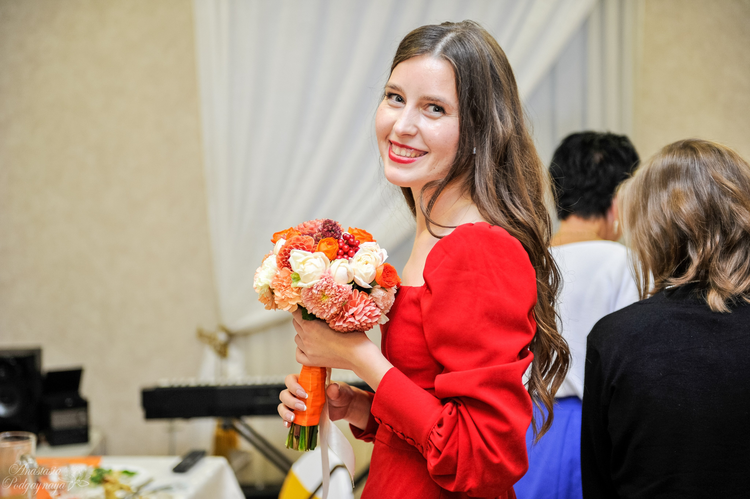 Саша и Арина. Семейный и женский фотограф, контент фотосессия в Екатеринбурге