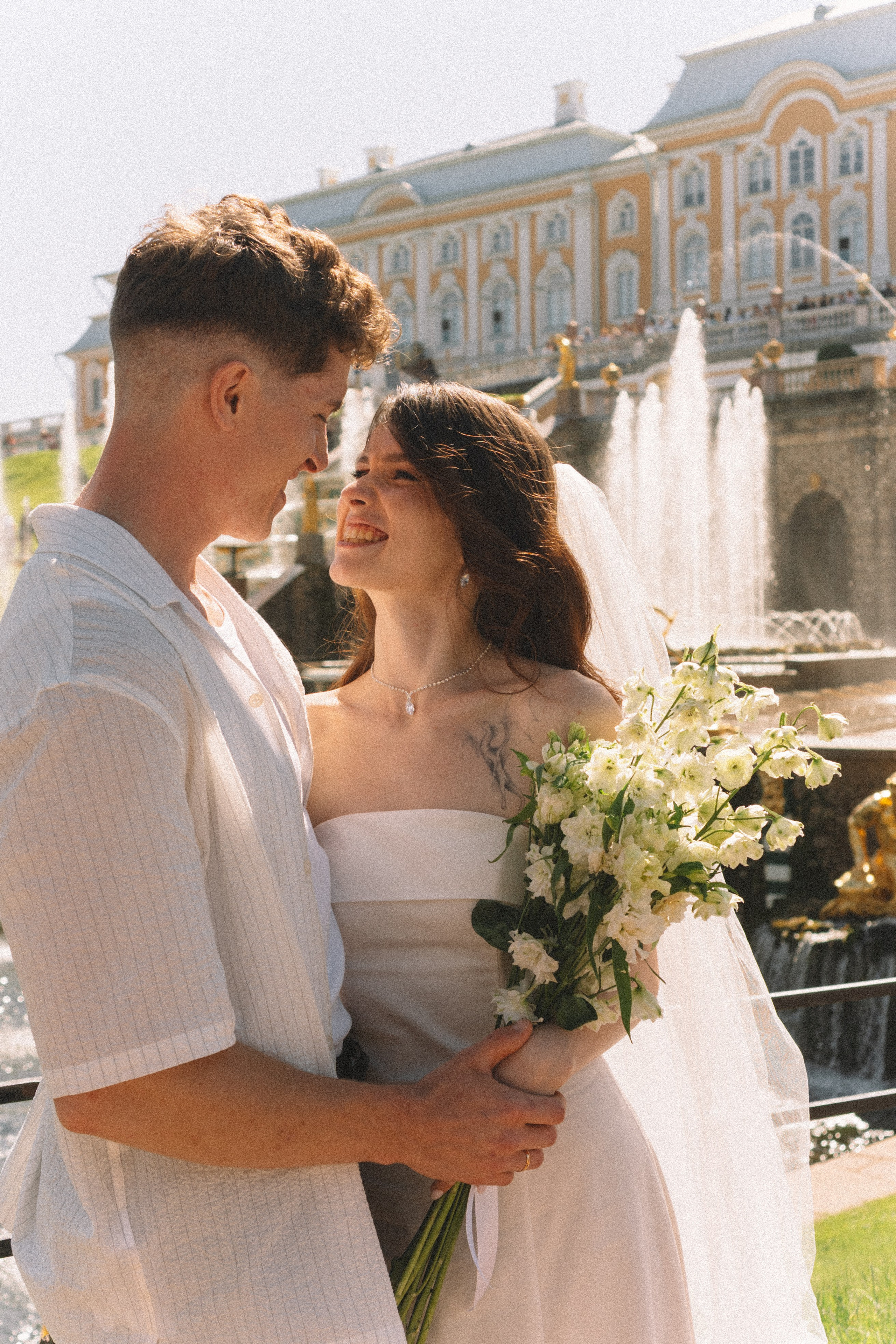 СВАДЕБНАЯ СЬЕМКА В ПЕТЕРГОФЕ И СЬЕМКА РЕПОРТАЖА В ЗАГСЕ ПЕТЕРГОФА. Профессиональный фотограф, Санкт-Петербург — Виктория Богомолова