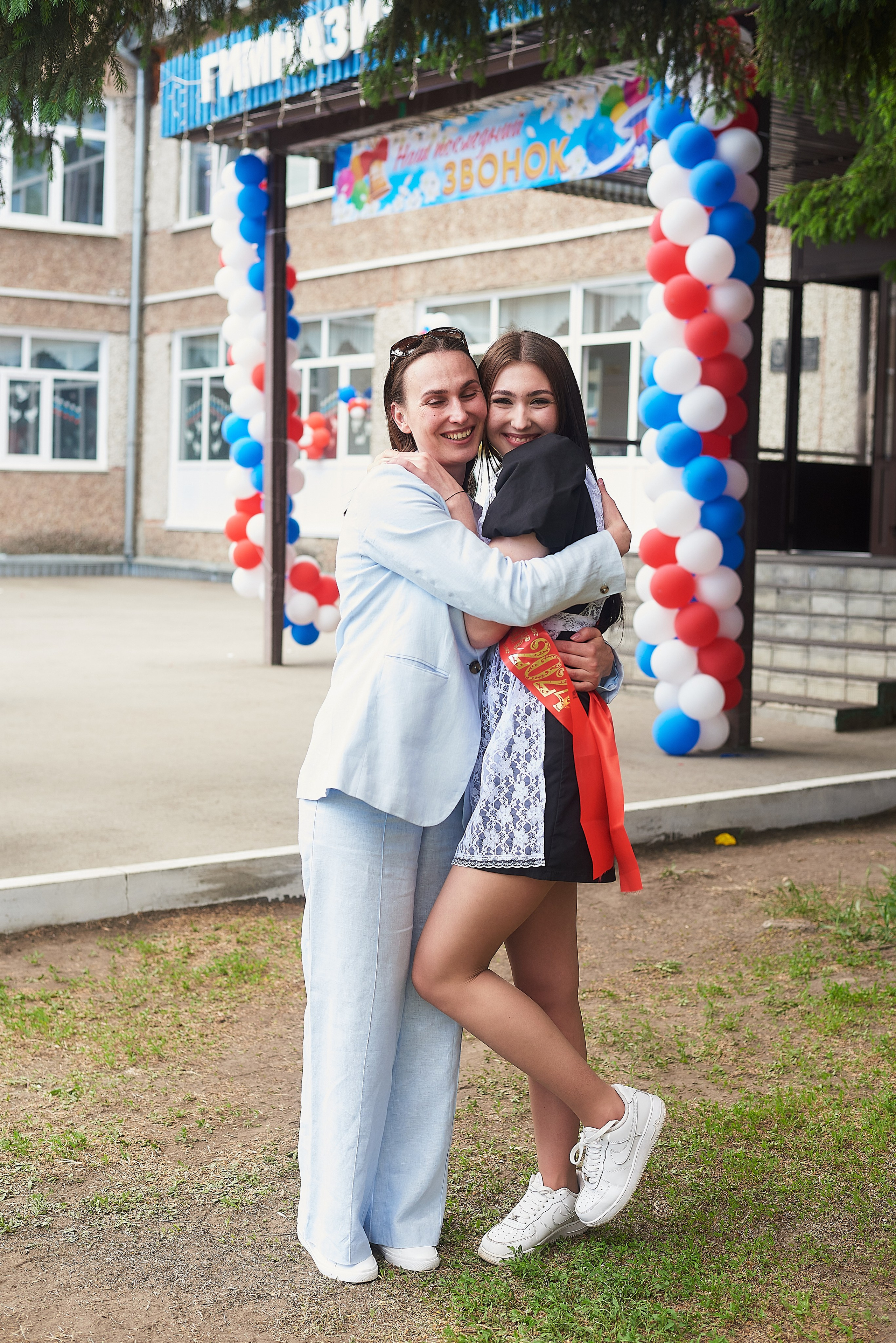 Последний звонок. Фотограф Елена Дука. Контент съемка. Семейная фотография