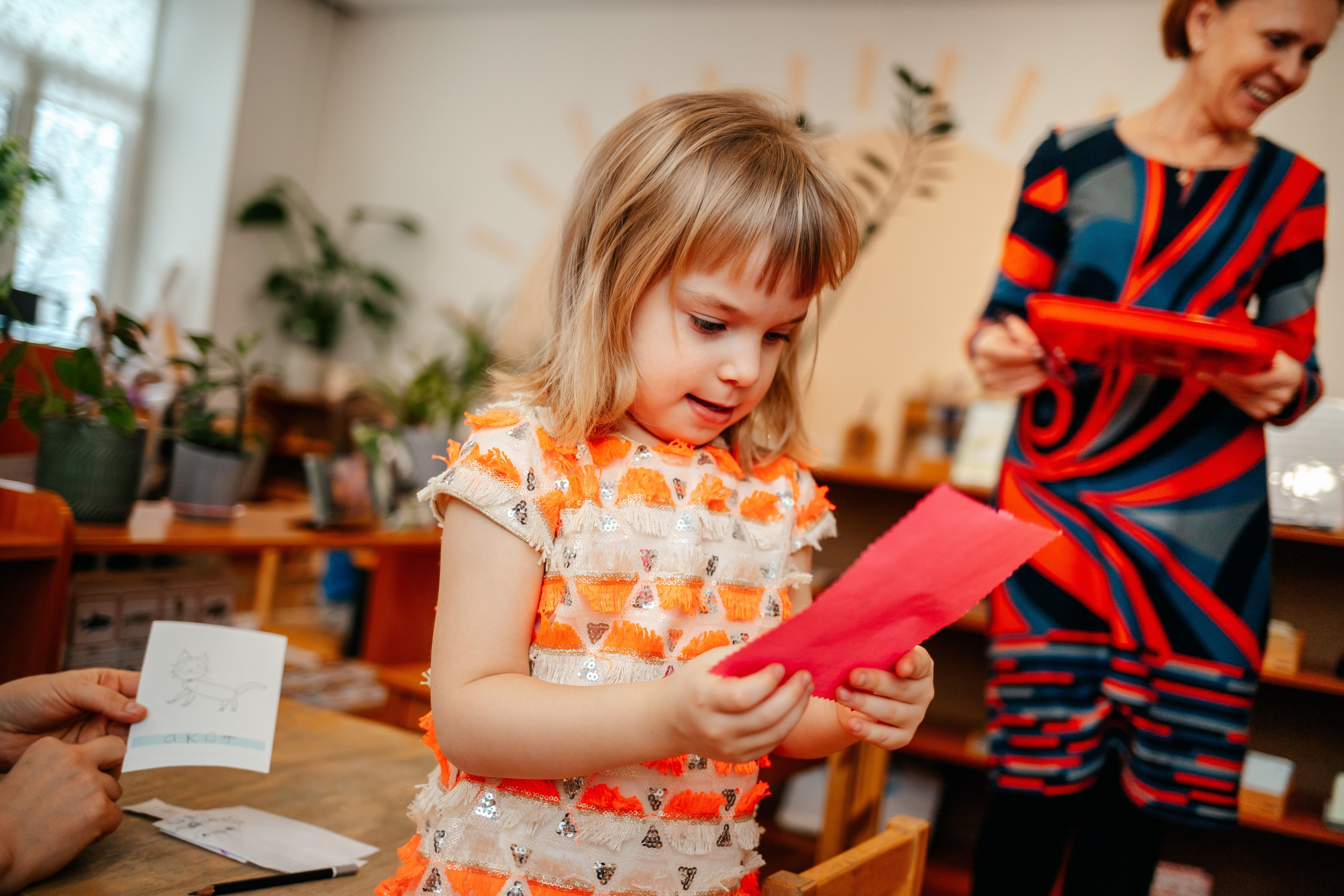 8 марта в Монтессори-саду. Семейный lifestyle фотограф в Санкт-Петербурге Людмила Пахомова