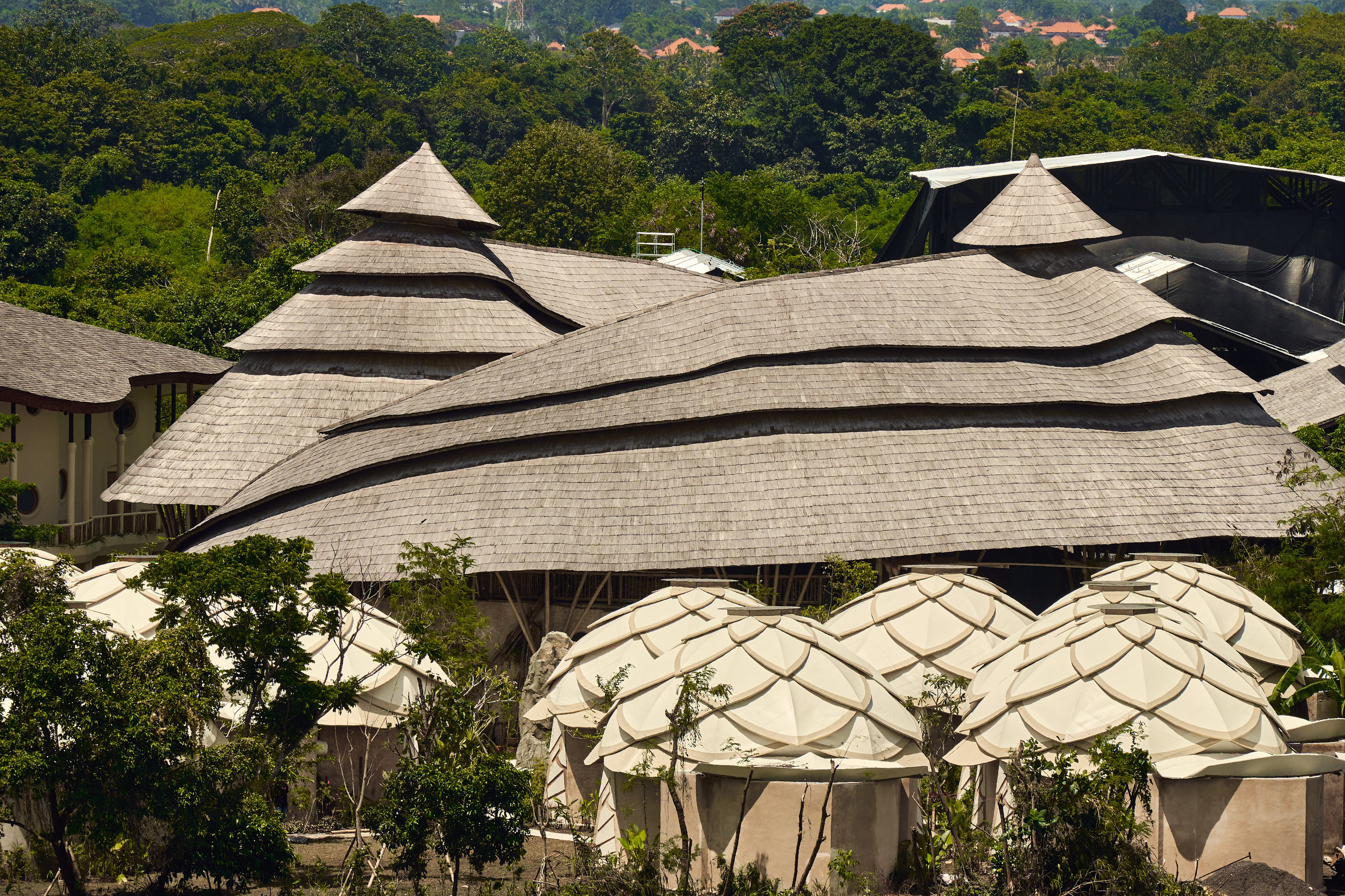 NuanuResort. See the moment and catche. commercial and reportage