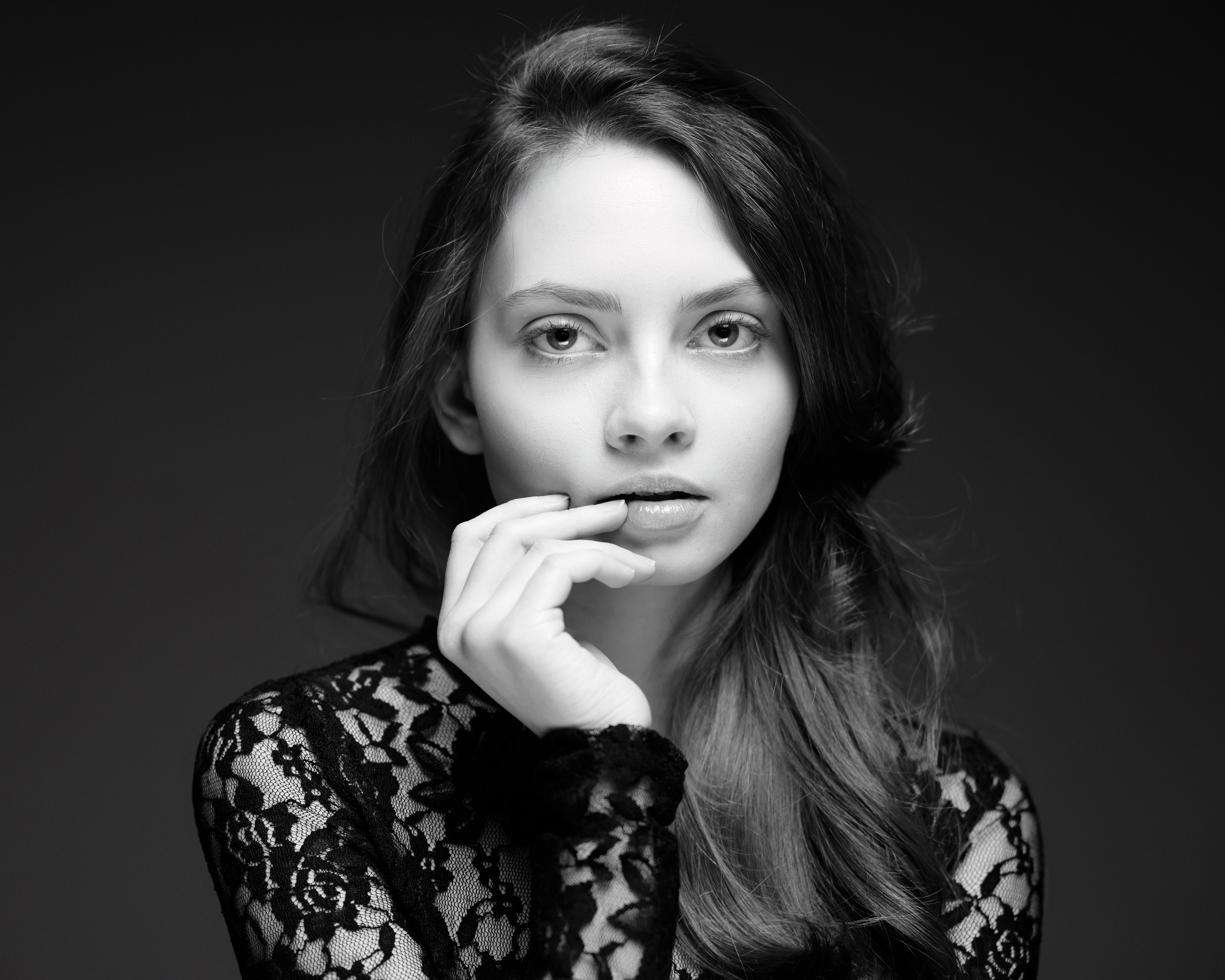 Karina. Studio shooting. Personal website of photographer Dmitry Raikin