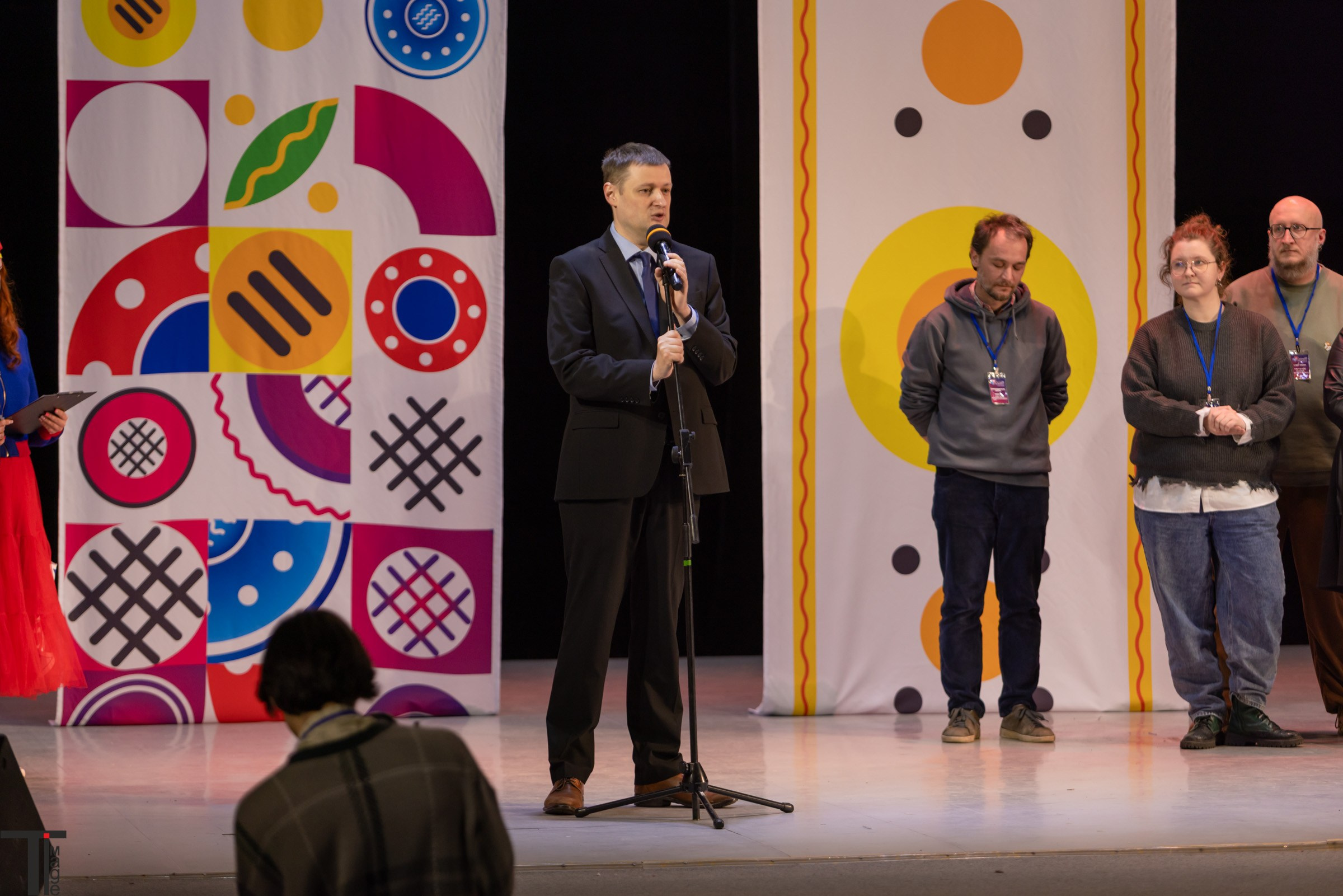 Театральная Вятка 2025. Имидж Технологии — репортажная фотография в Кирове Кировской области. Производство сувенирных магнитов, заливных этикеток и значков