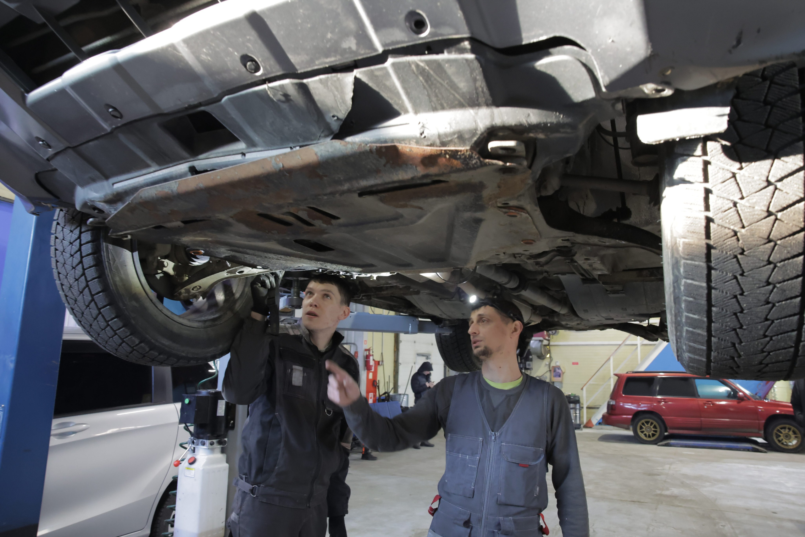 Автосервис. Комплекс «АвтоМиг» Магадан | автомагазин | автозапчасти | автосервис | автомойка